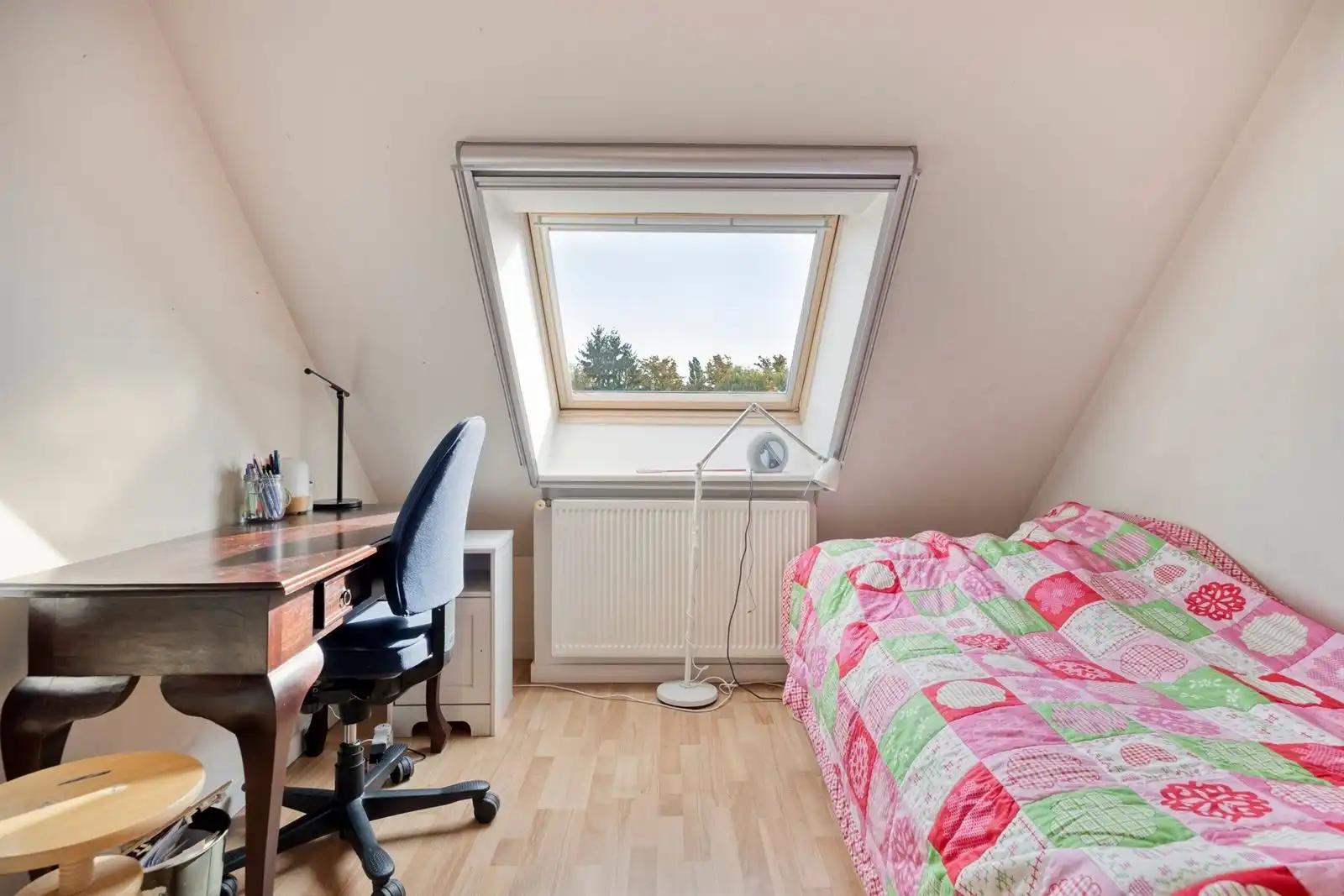 Instapklare gezinswoning met 4 slaapkamers op toplocatie in Elsdonk! foto 19