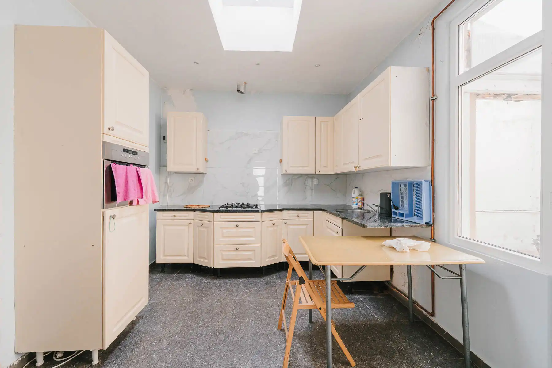 Karaktervol renovatieproject met garage te Mechelen foto 8