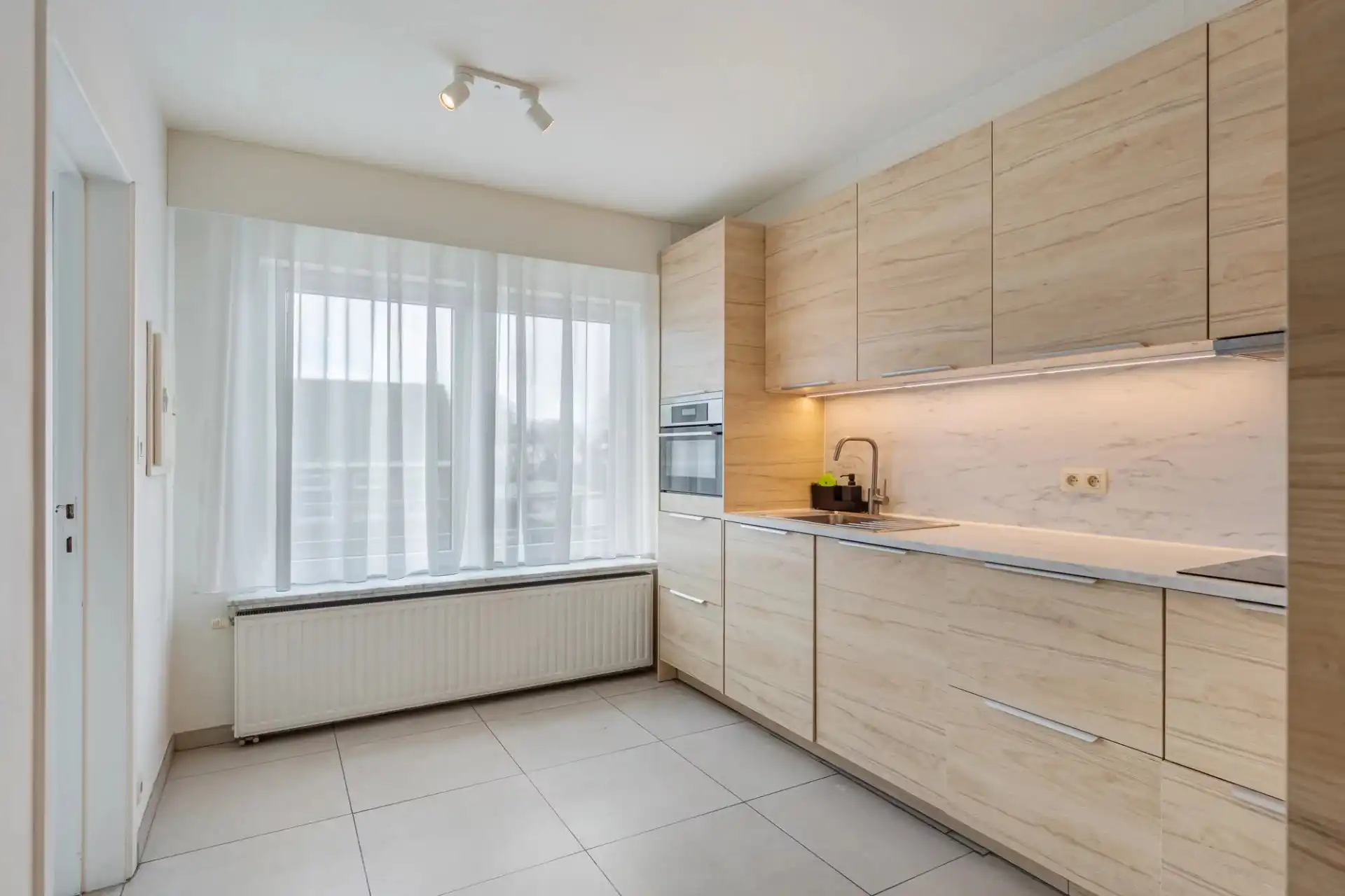 Instapklaar appartement met 2 slaapkamers in Koersel foto 8