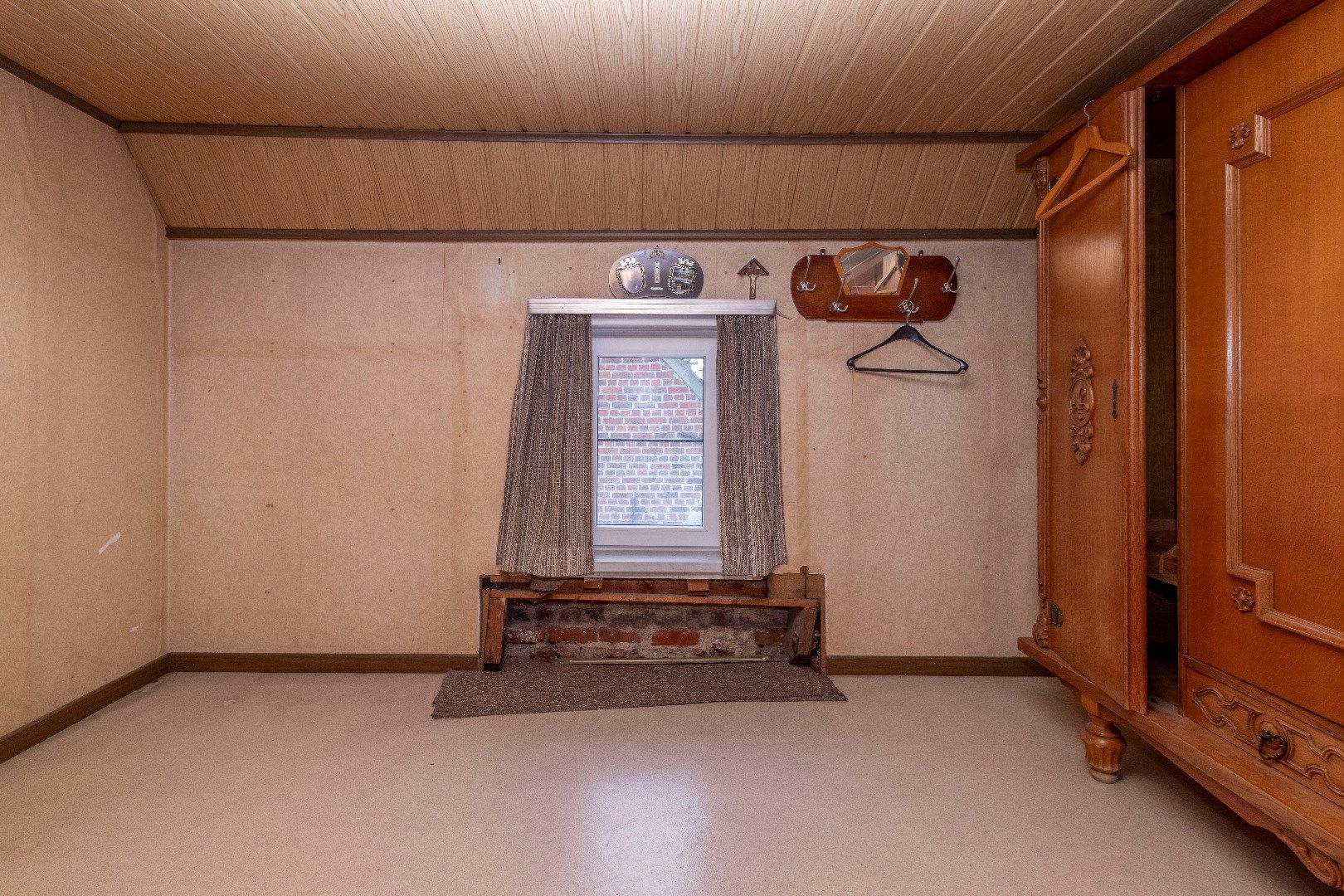 Te renoveren woning te Meerbeke foto 14