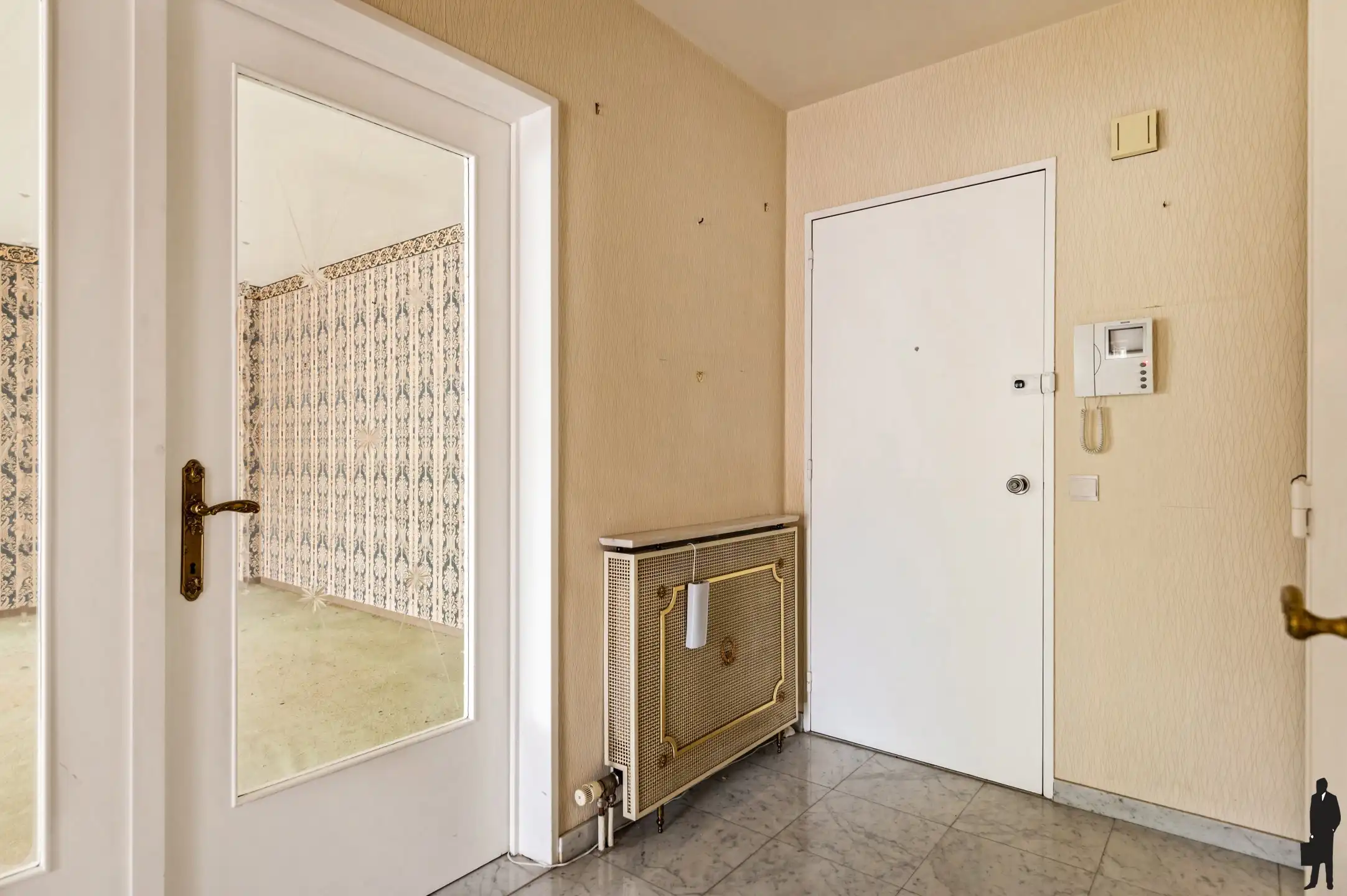 Lichtrijk appartement op een gegeerde locatie foto 4
