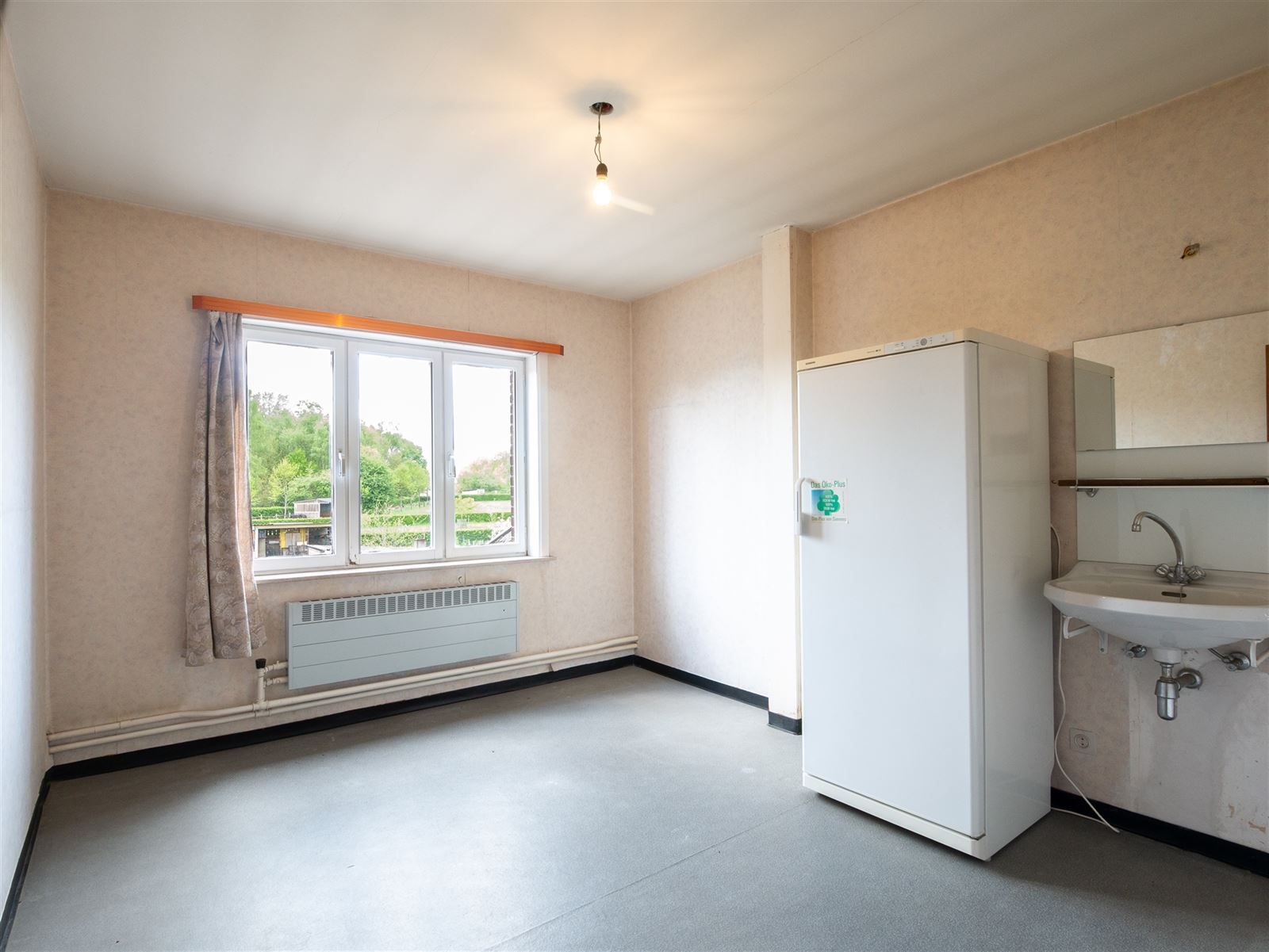 Ruime Gezinswoning met 5 Slaapkamers in Hechtel-Eksel foto 18