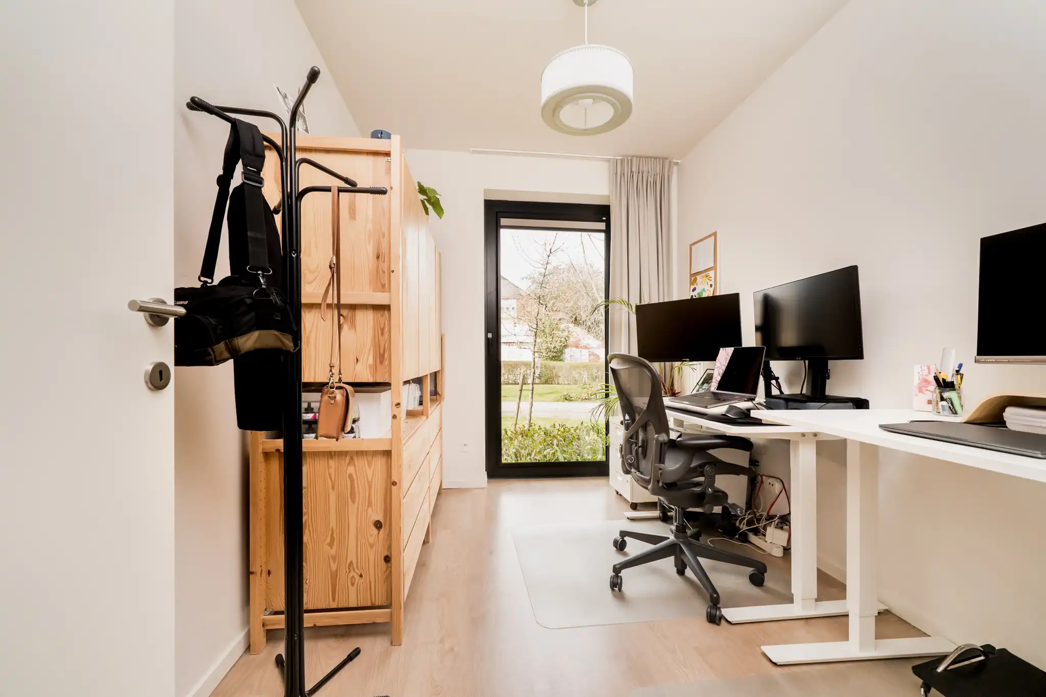 Stijlvol gelijkvloers appartement met 3 slaapkamers en ruim terras in groene, autoluwe woonomgeving foto 19