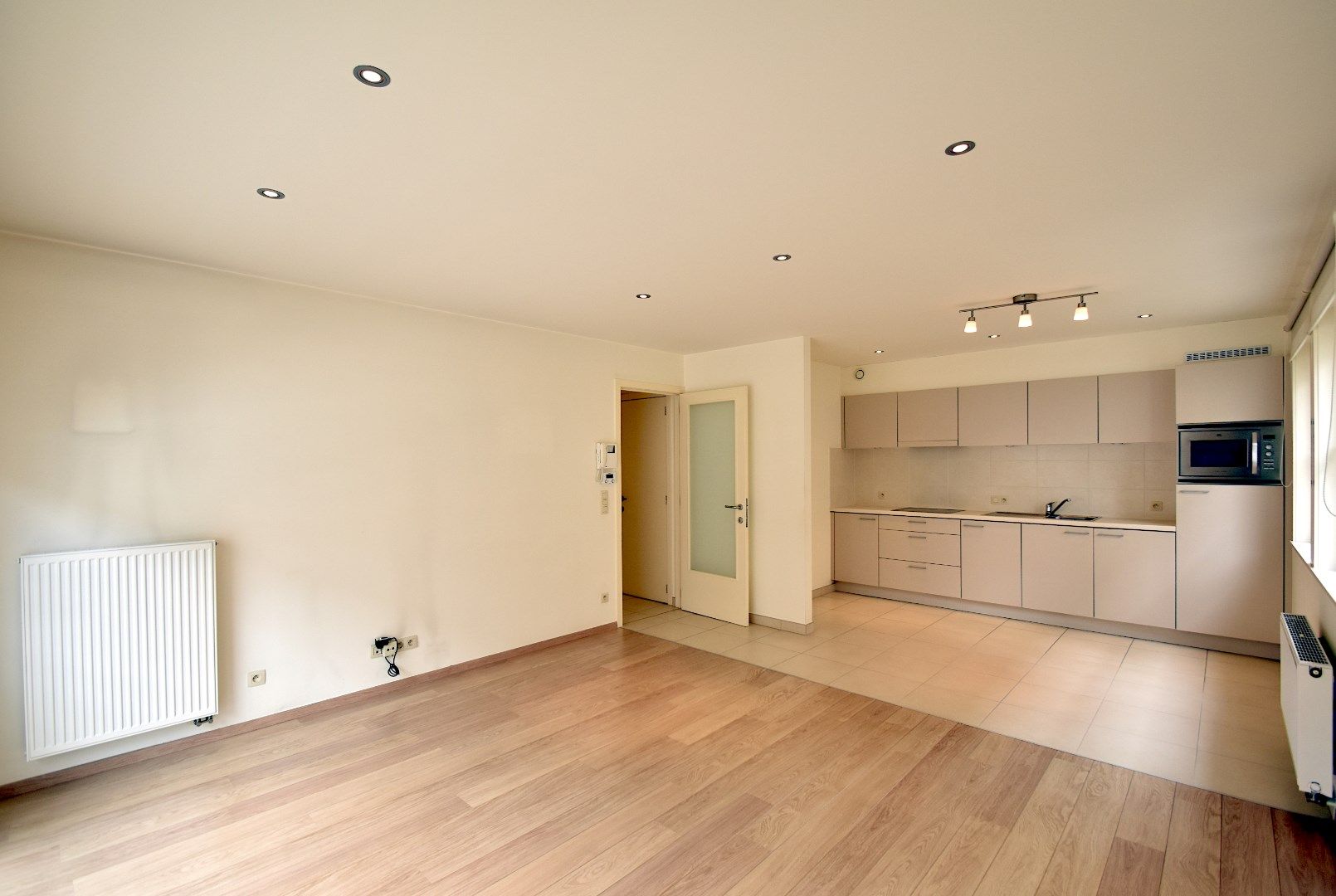 Instapklaar gelijkvloers appartement in het hart van De Haan foto 5