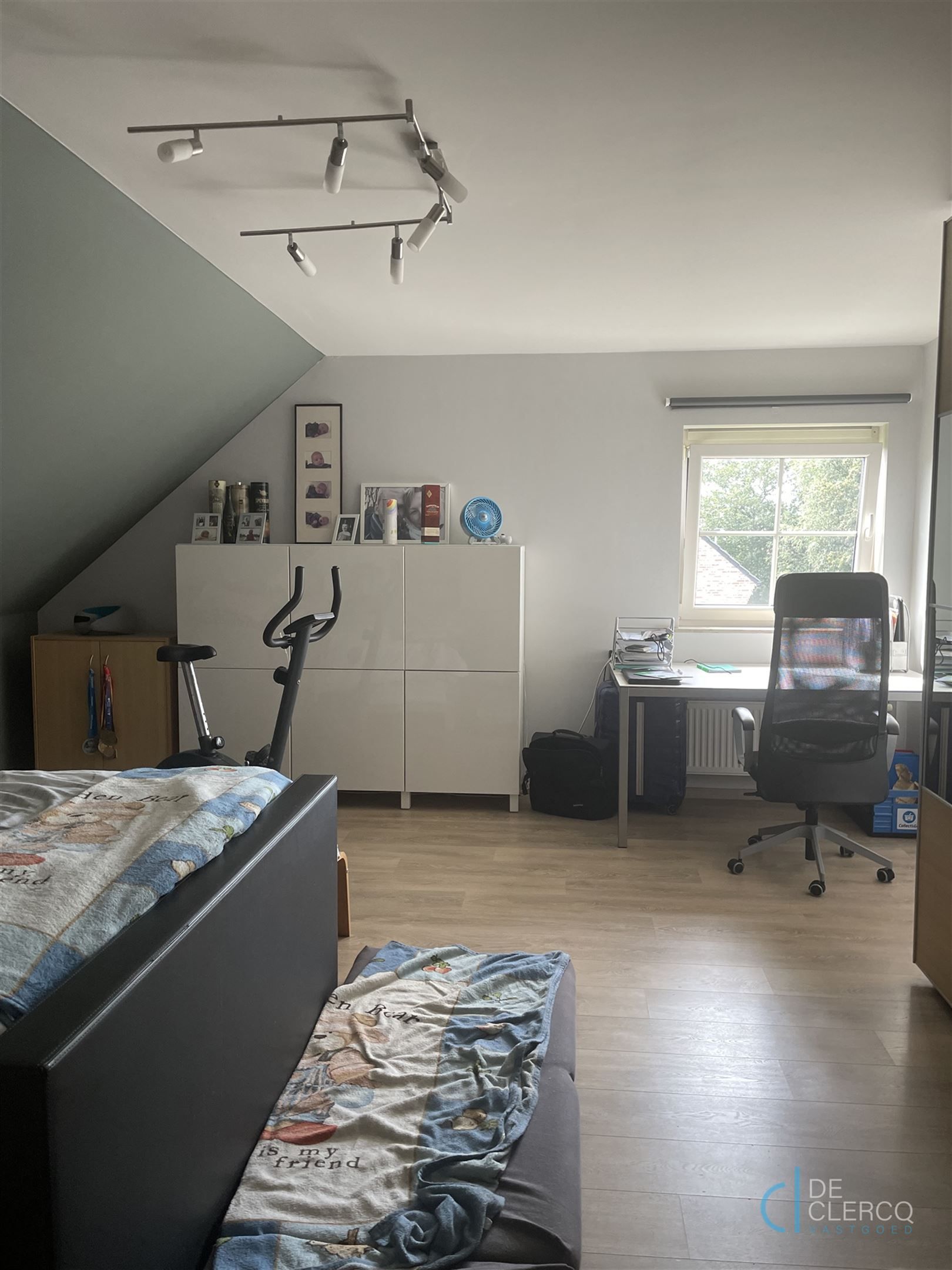 Zeer ruime halfopen bebouwing, goed gelegen nabij Lochristi Dorp! foto 8