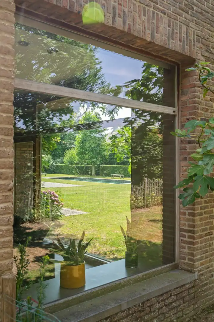 Architecturale villa met zwembad aan Sterrebos - Rumbeke foto 33