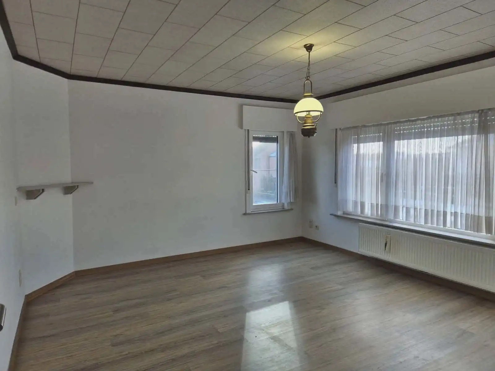 Halfopen bebouwing met ruime tuin en garage - IMPE foto 8