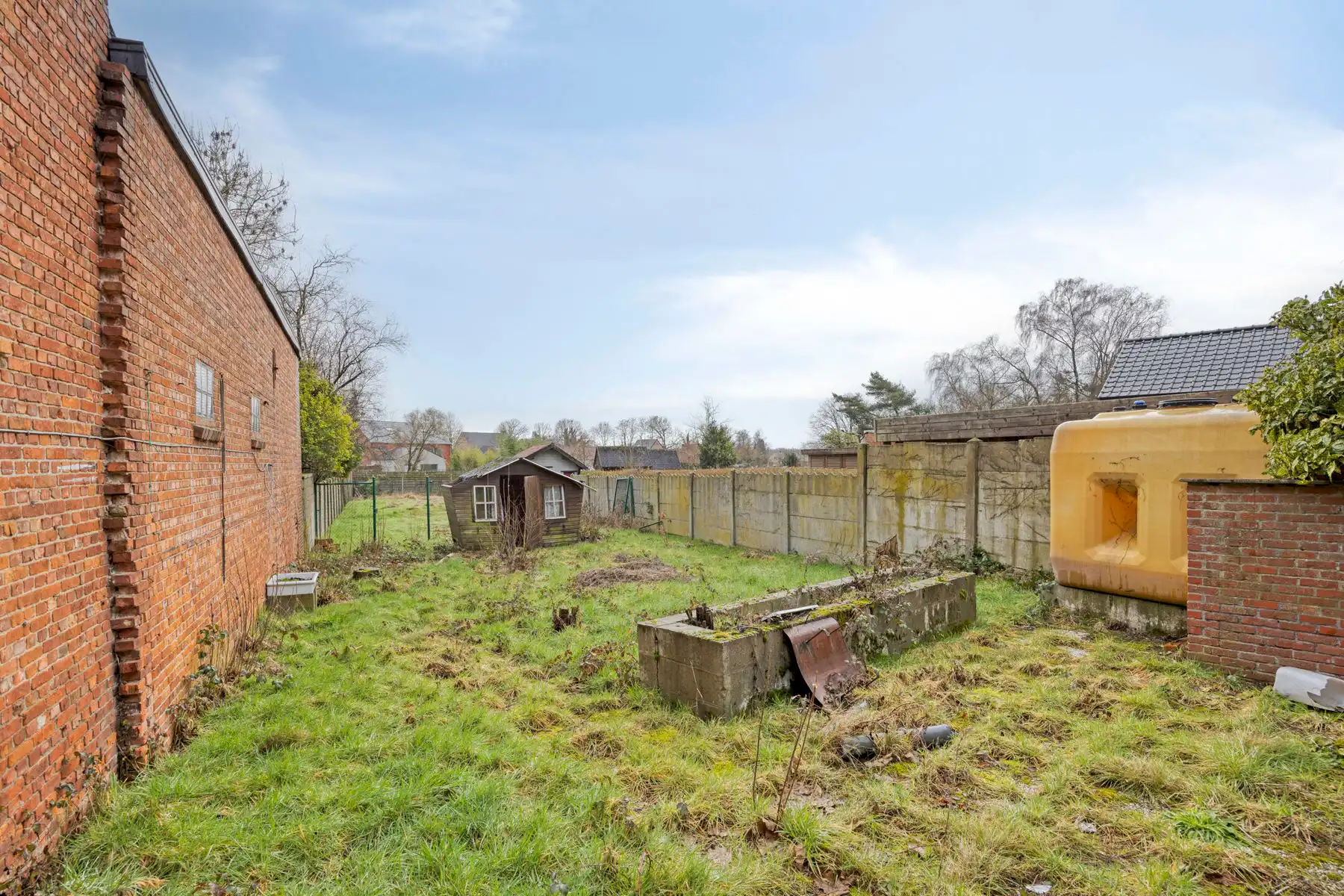 Handelshuis met woonst en ruime tuin foto 26