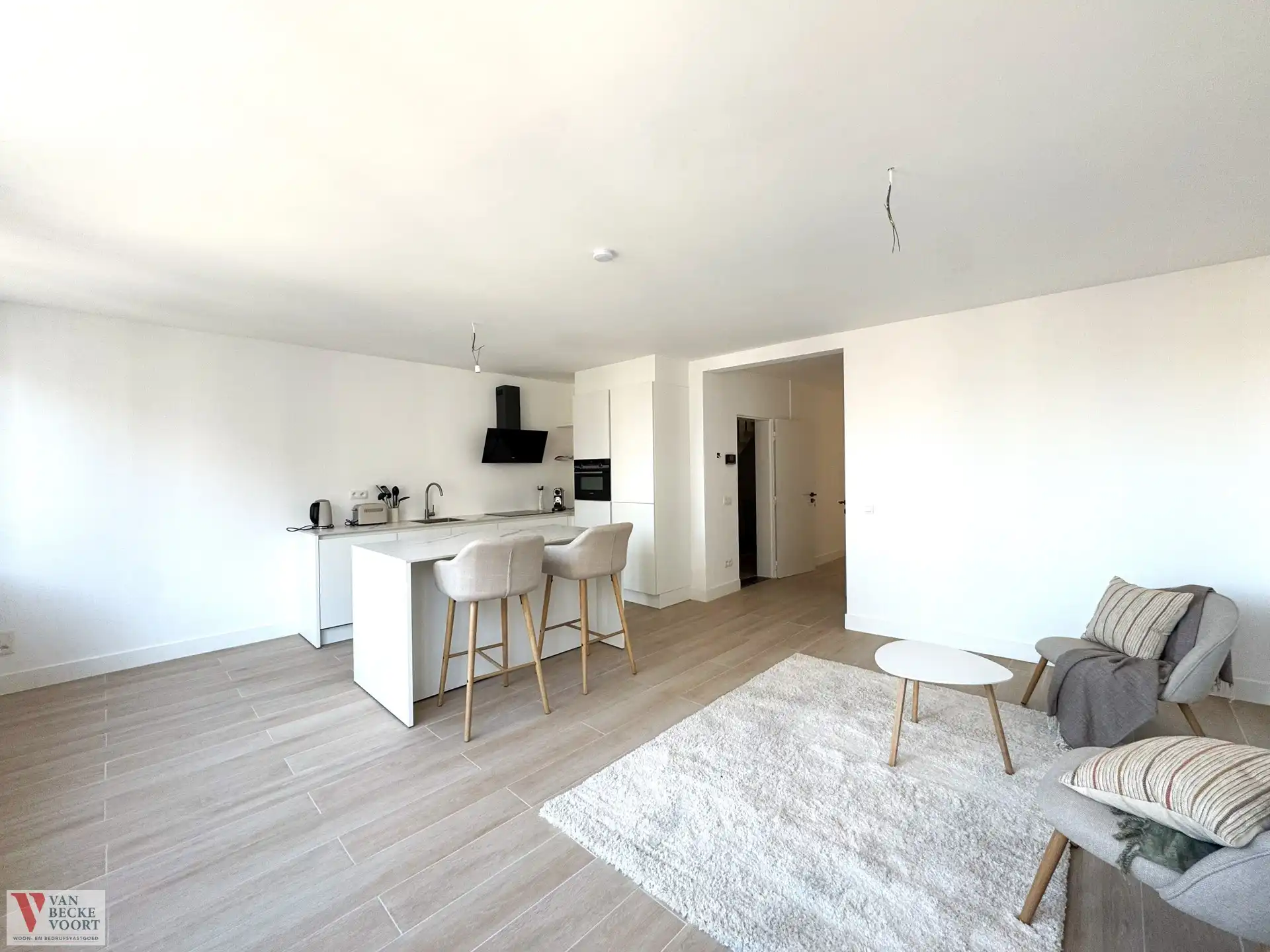 Subliem gerenoveerd appartement met terras foto 2