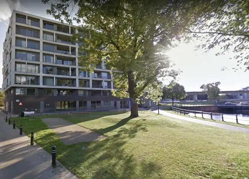 Ruim 3 slaapkamer appartement op ideale ligging. foto 14