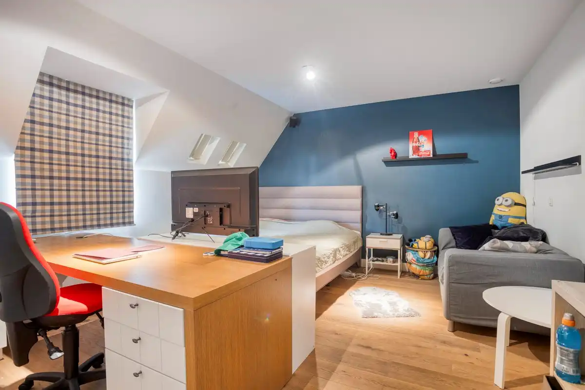 Exclusieve villa met oa 5 slaapkamers en verwarmde zwemvijver  op 2.070 m². foto 21