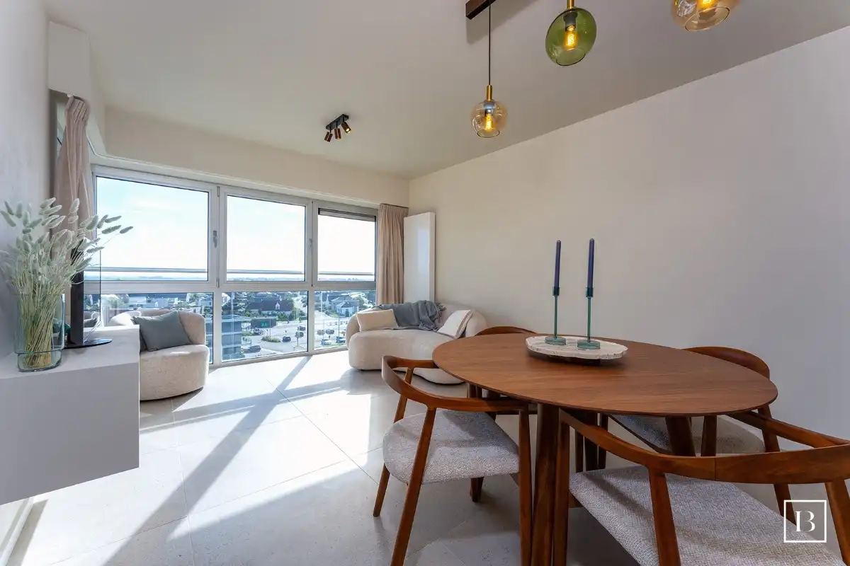 Hoogwaardig gerenoveerd appartement nabij de zeedijk foto 7