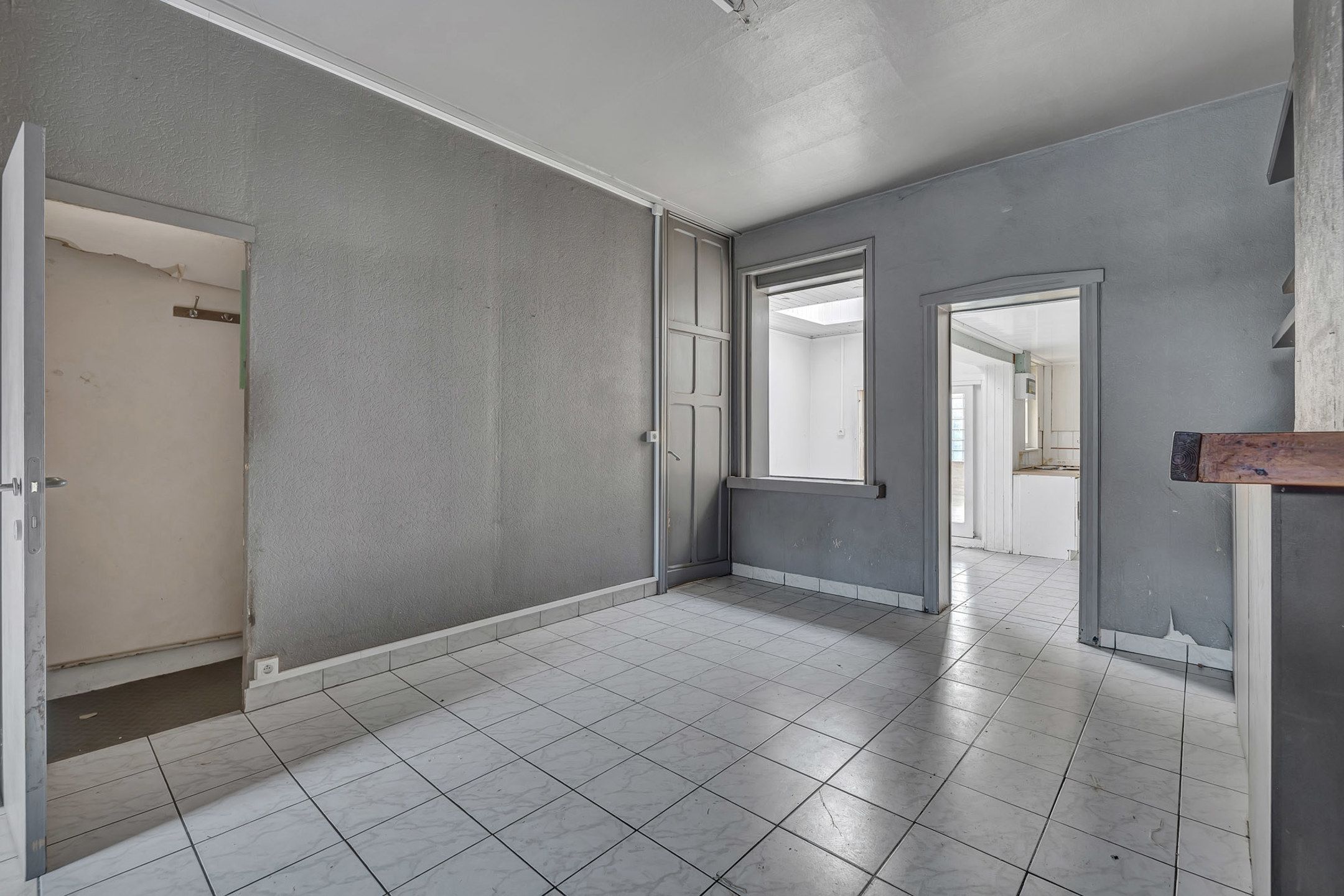 Te renoveren woning met centrale ligging in Astene/Deinze foto 3
