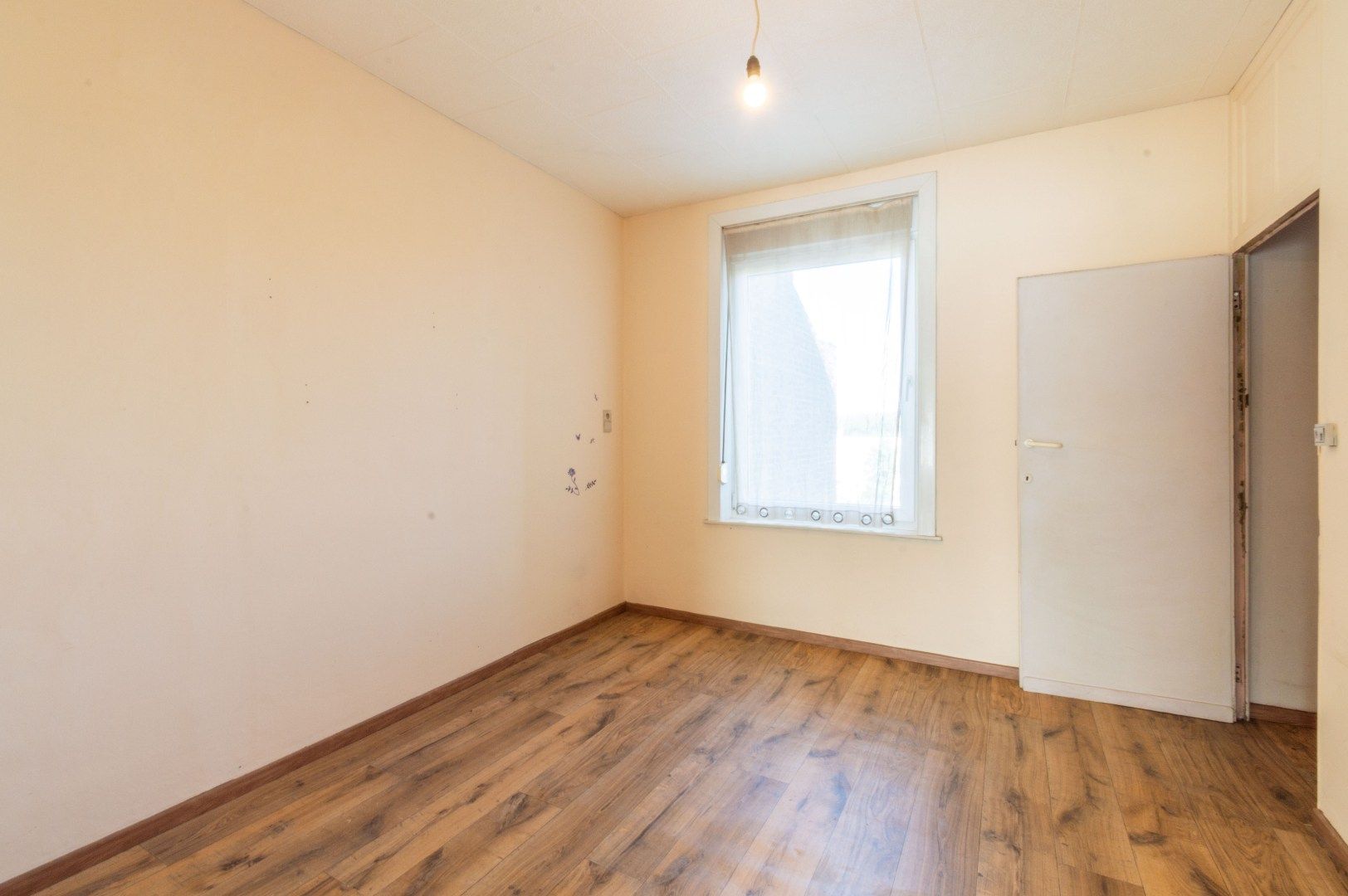 Een te moderniseren woning met 3 slaapkamers foto 7