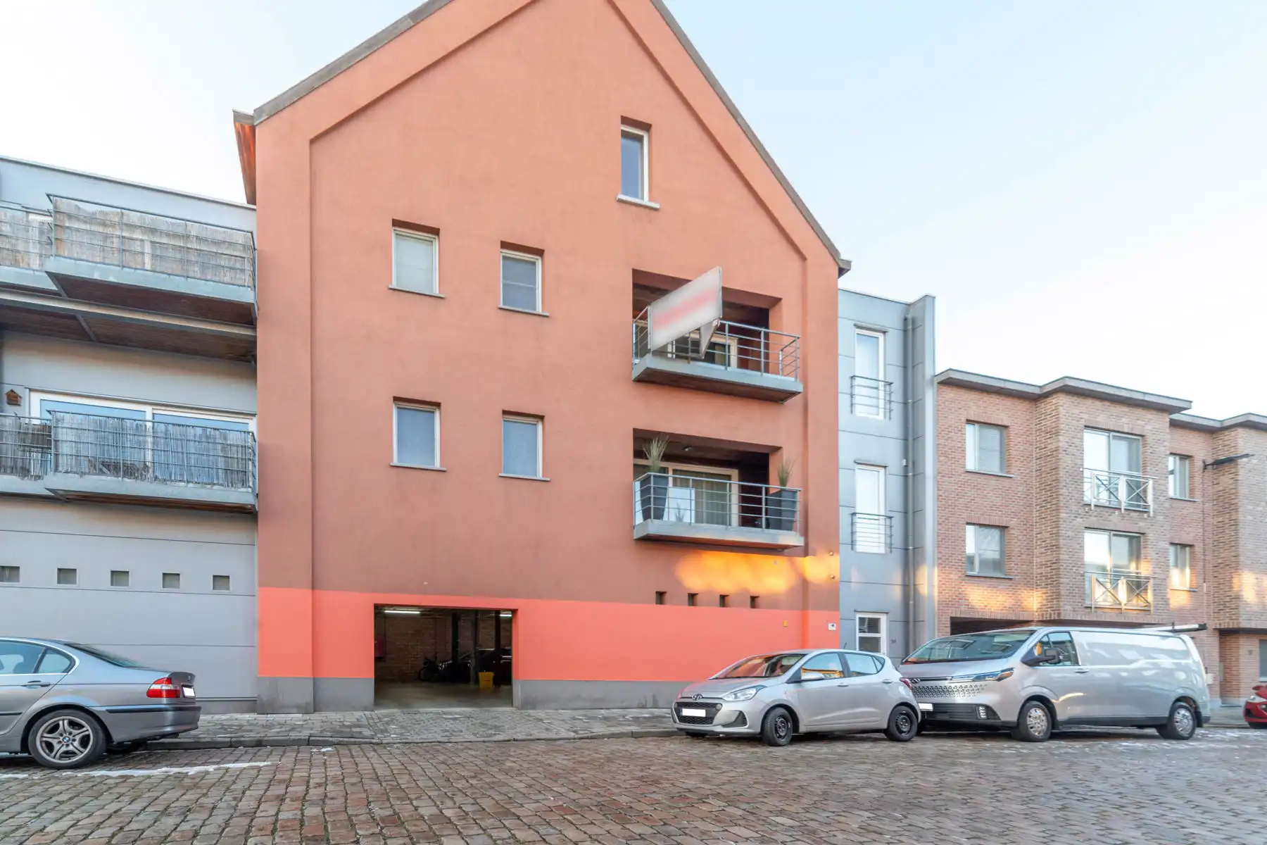 Lichtrijk en knus gelijkvloers appartement op toplocatie in Lier. foto 12