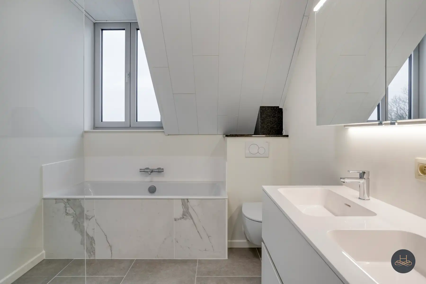 Verrassend ruime en lichtrijke bel-étagewoning met dakterras foto 3