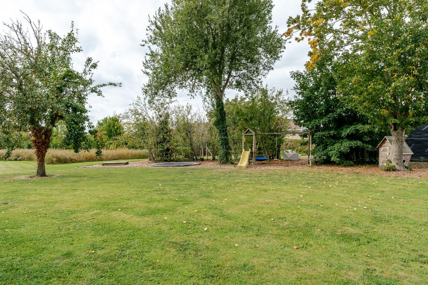 Moderne villa met bijgebouw op unieke landelijke ligging in centrum Zwevezele foto 20