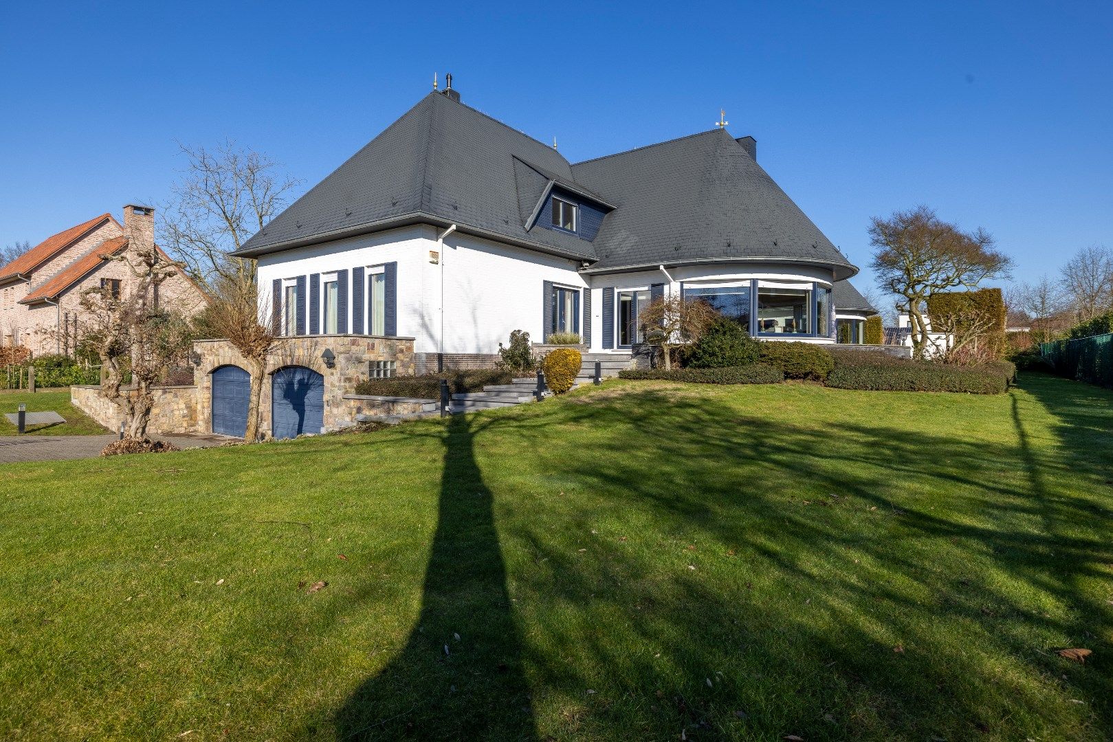 Unieke villa met binnenzwembad op een toplocatie  foto 25