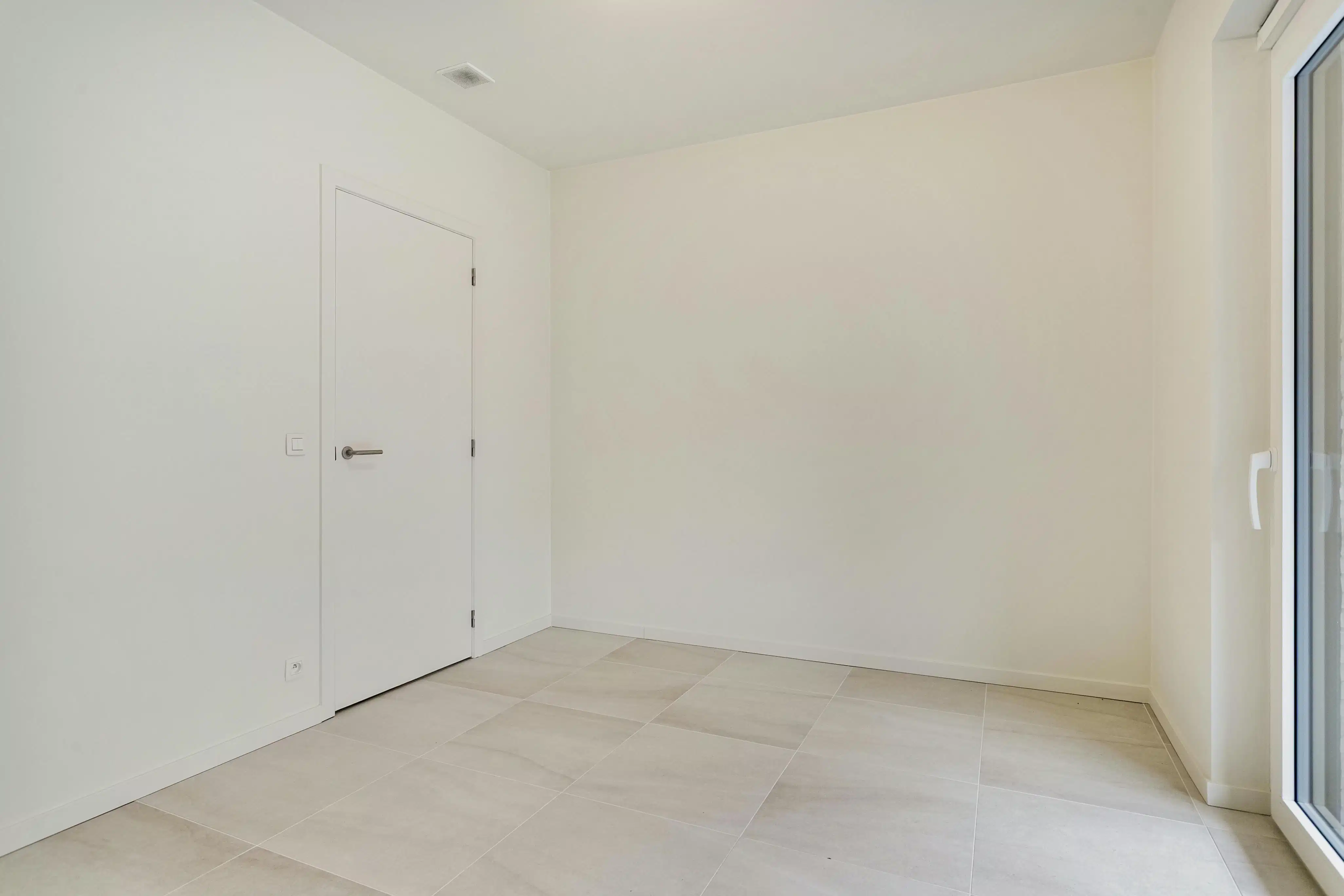 Gelijkvloers nieuwbouwappartement te koop in Desselgem foto 6