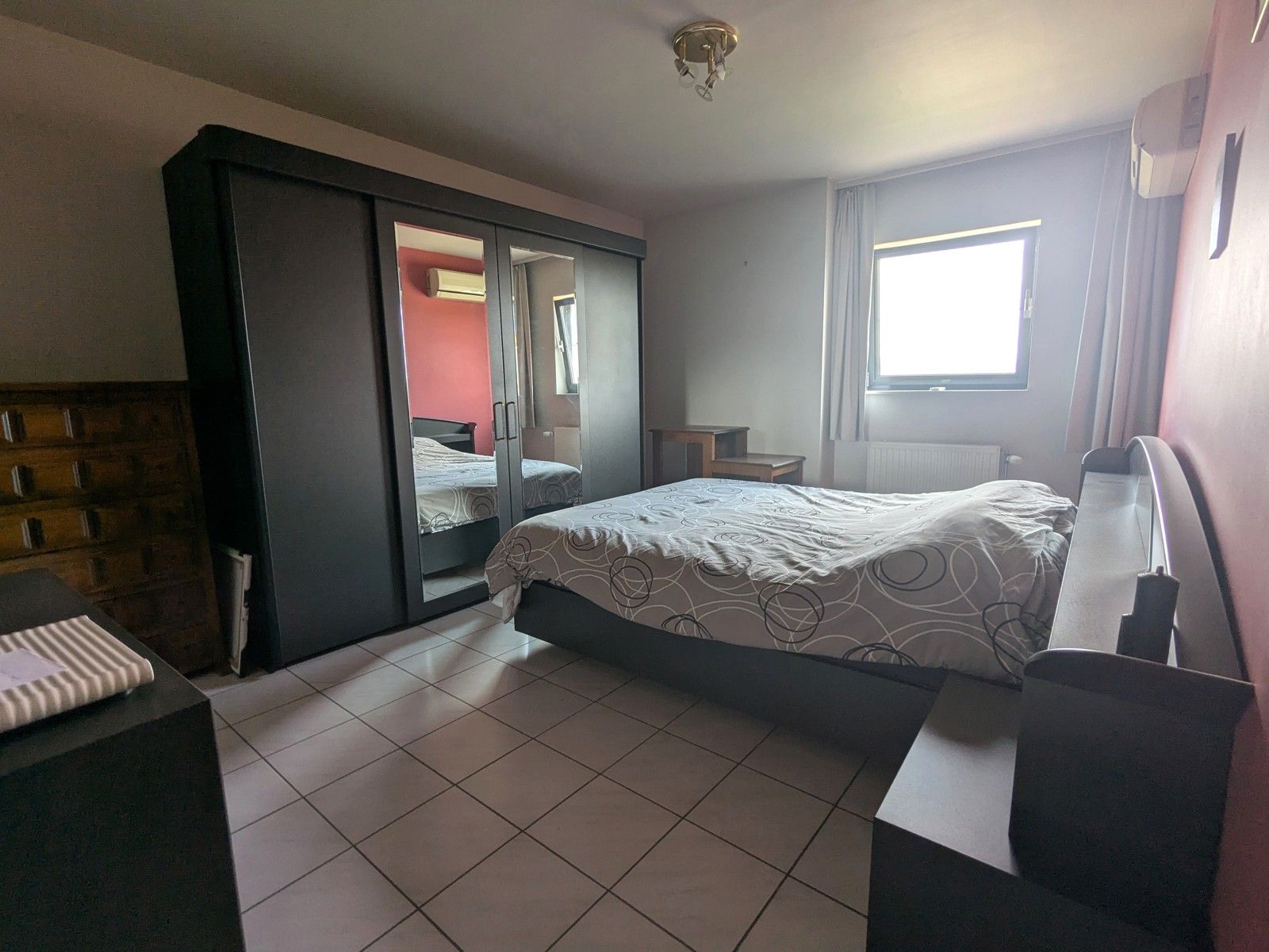 Rustig, sfeervol met perfecte indeling en 2 staanplaatsen! foto 12