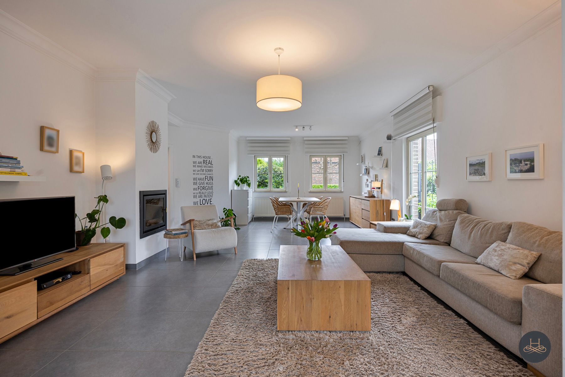 Rustig gelegen, gerenoveerde open woning met prachtige tuin foto 8