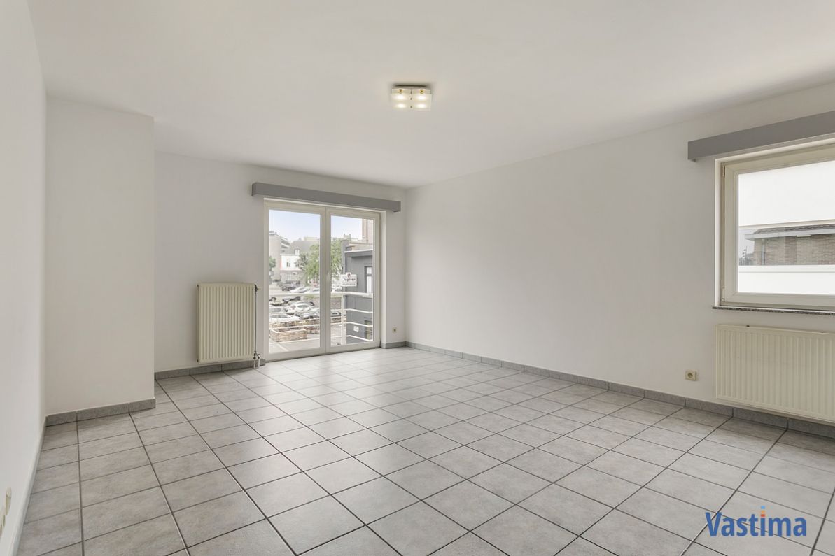 Ruim en lichtrijk 2 slaapkamerappartement met terras in centrum Asse foto 5