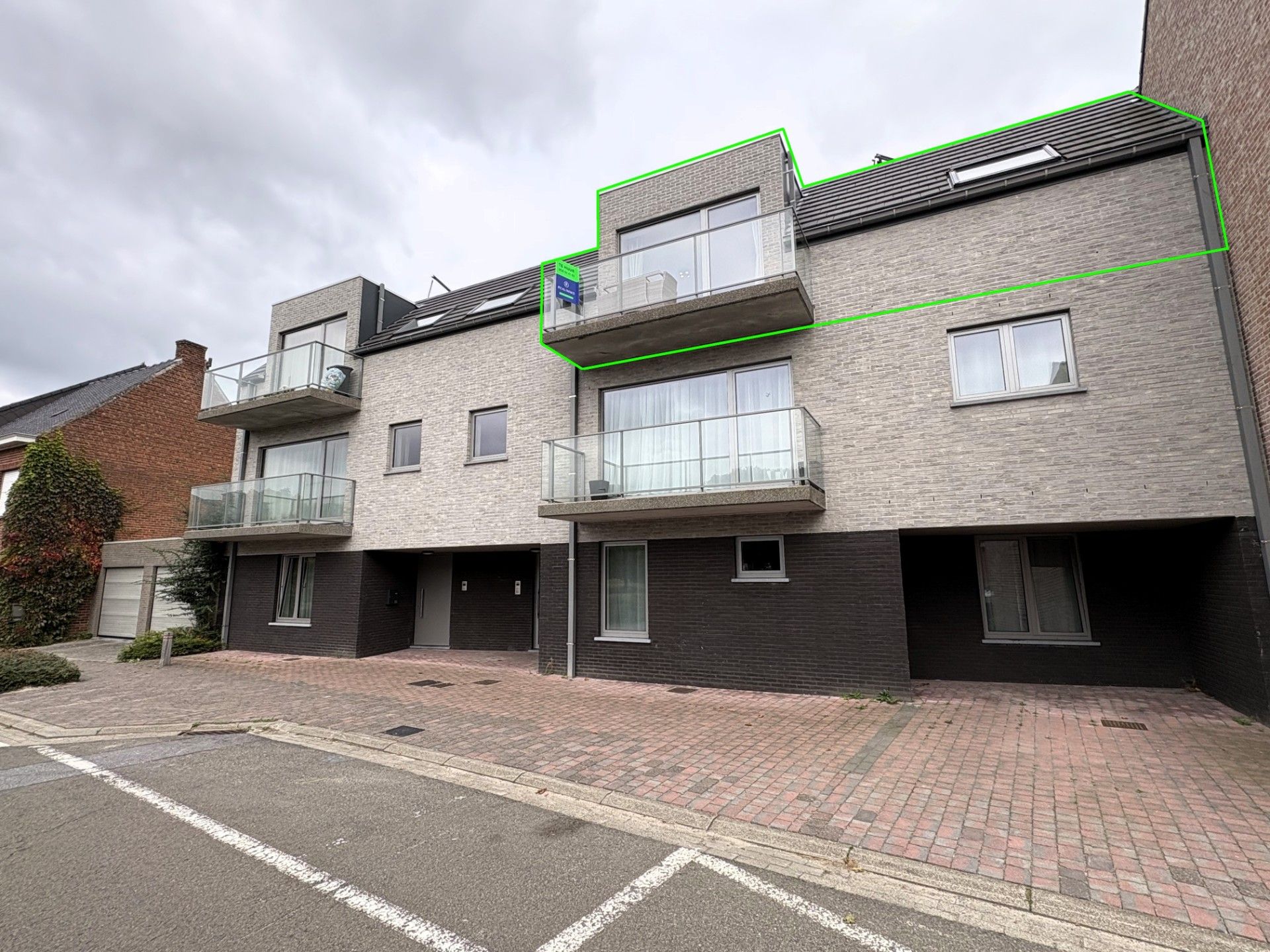 Schitterend onderhouden appartement met 2 slaapkamers foto 14