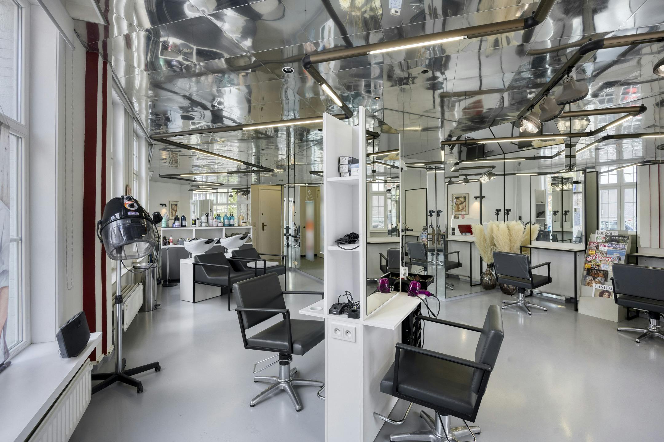 Karaktervolle driegevelwoning met commerciële ruimte in hartje Vilvoorde foto 8