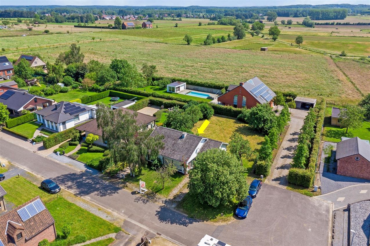 Vlakbij centrum Scherpenheuvel, station, alles gelijkvloers foto 4