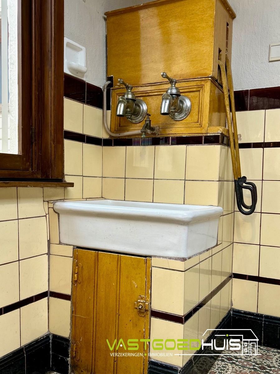Karaktervolle gezinswoning met authentieke details in Ninove foto 15