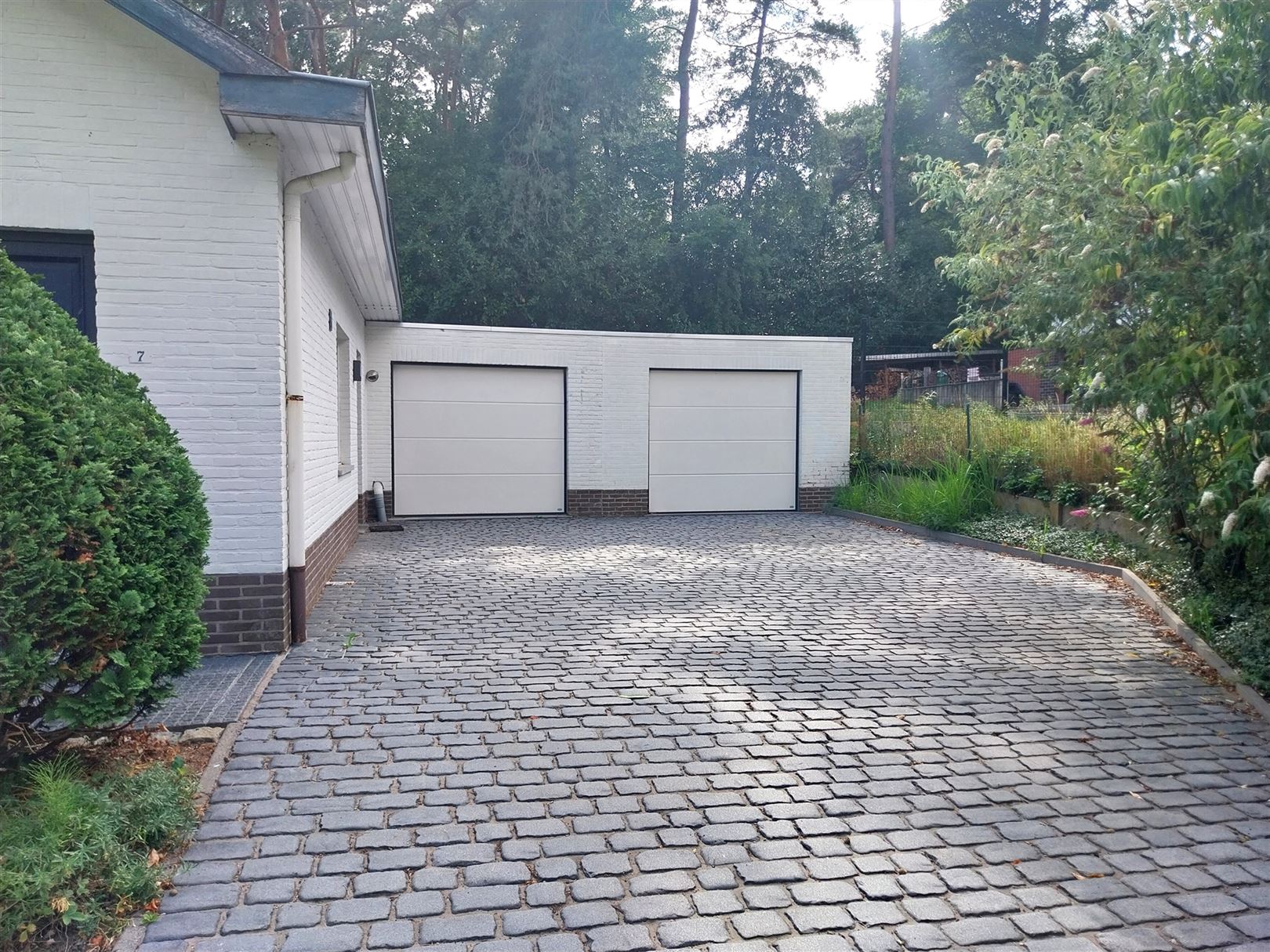 TE HUUR: Vrijstaande woning met tuin op een toplocatie in Heusden-Zolder! foto 35
