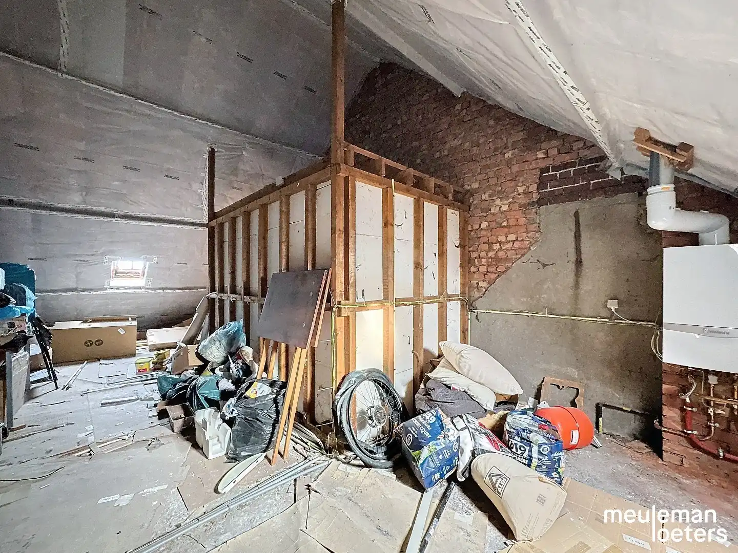 Opbrengsteigendom met tuin aan rand van Brugge foto 20