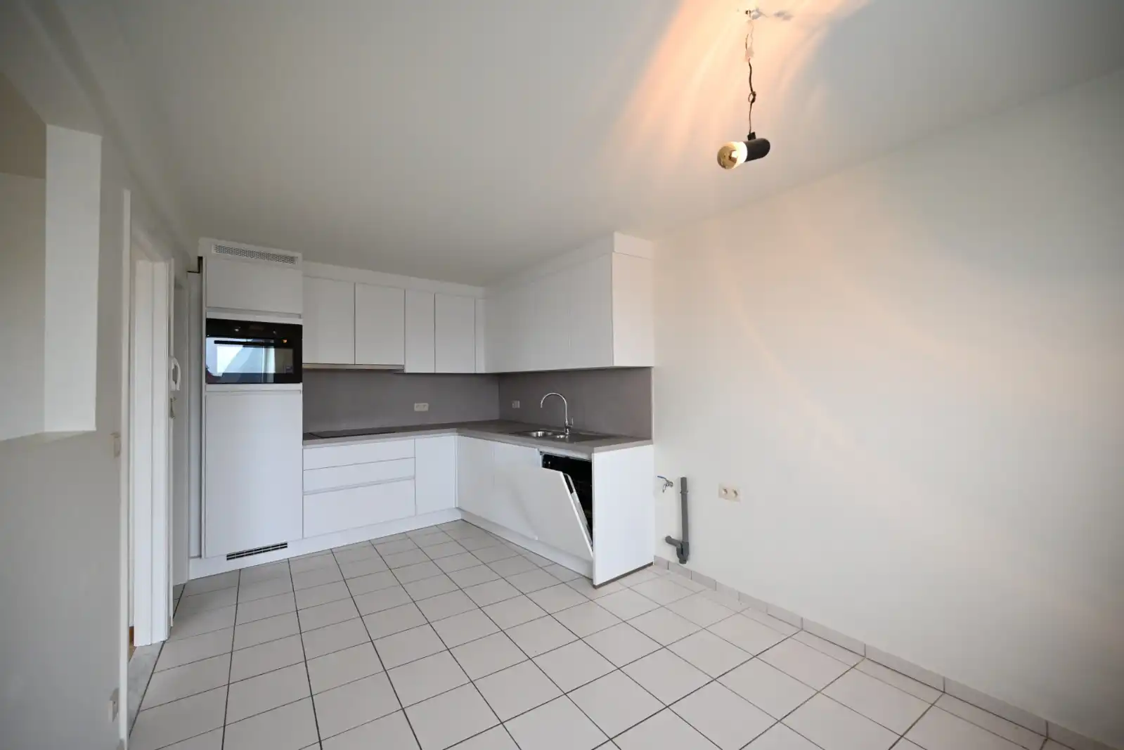 Appartement te huur – Centrum Ardooie! foto 3