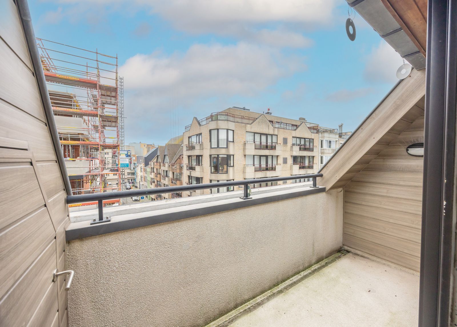 Schitterend duplex appartement in jonge residentie met zonnig terras foto 3