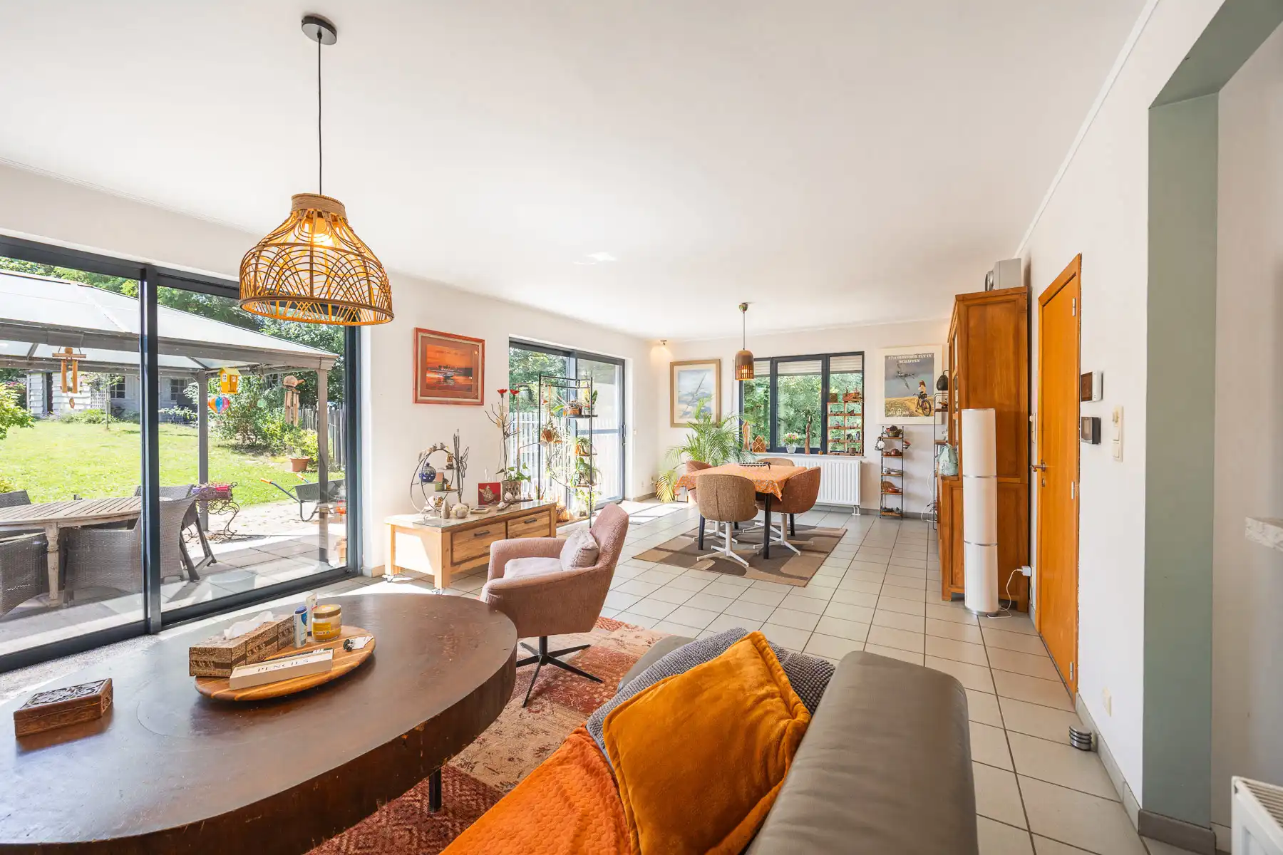 Prachtige, ruime en energiezuinige villa midden in het groen foto 7