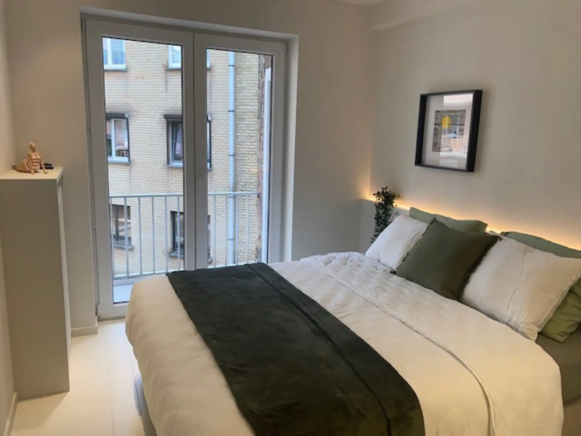 Prachtig gerenoveerd appartement met zijdelings zeezicht!  foto 7