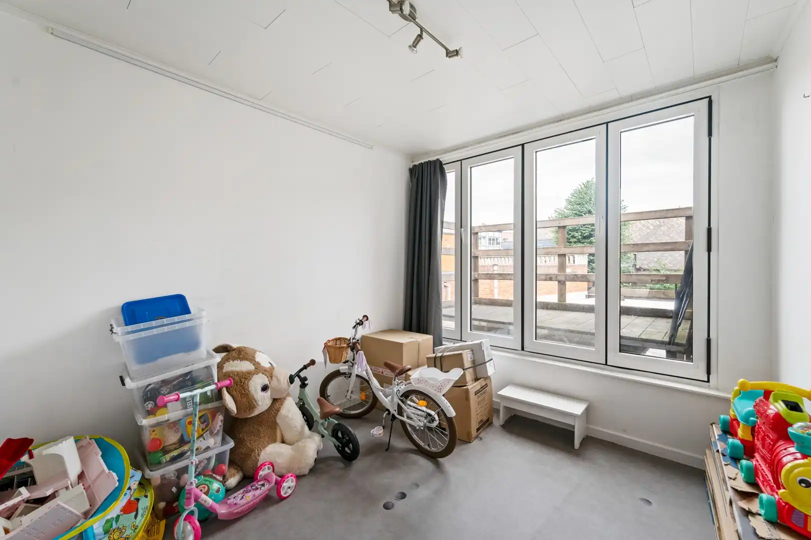 Handelsgelijkvloers en appartement in één geheel te Herentals foto 16