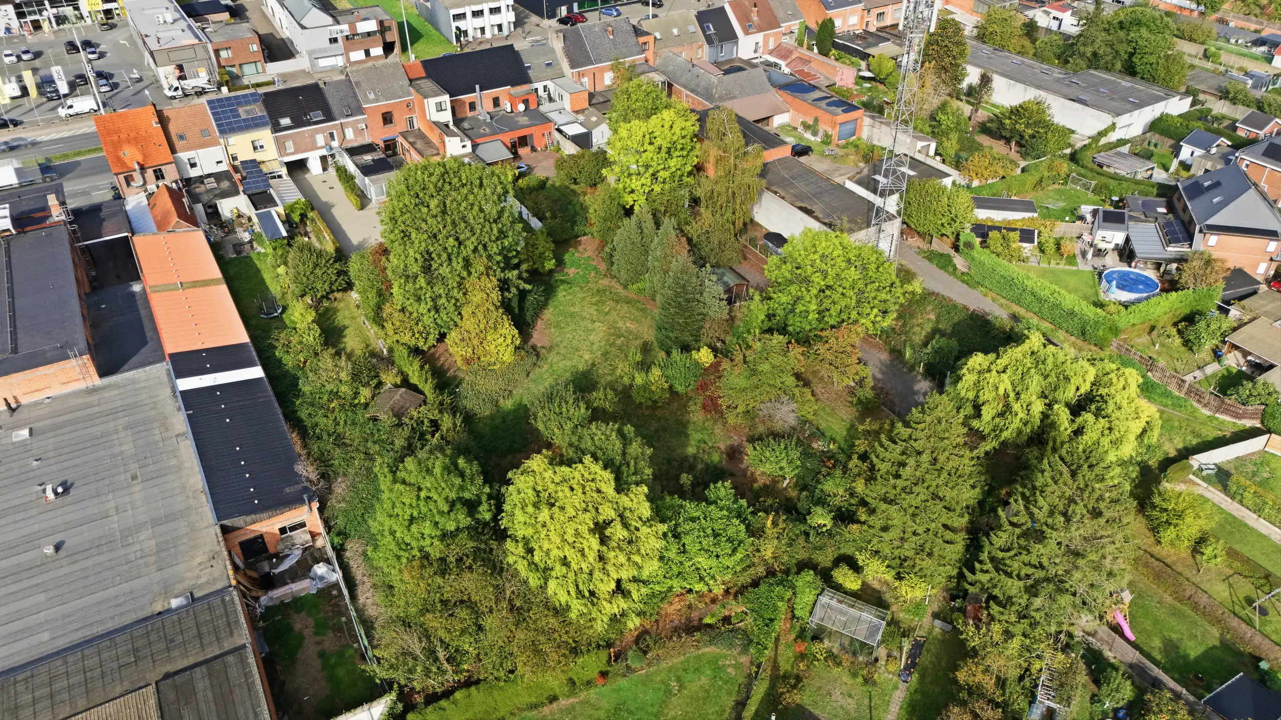 Charmante te renoveren woning op een perceel van 1.853 m² foto 18