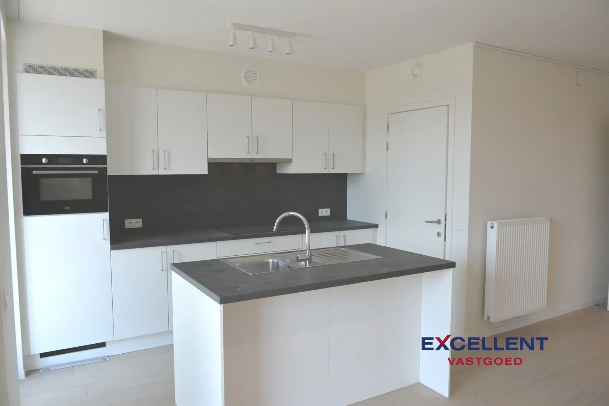 Recent energiezuinig appartement met 2 slaapkamers te huur foto 2