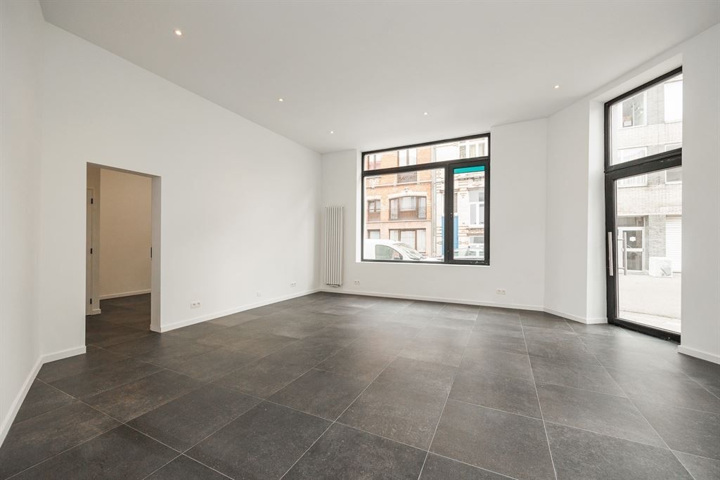 Gebouw te koop Zeilstraat 49/001 - 2060 ANTWERPEN