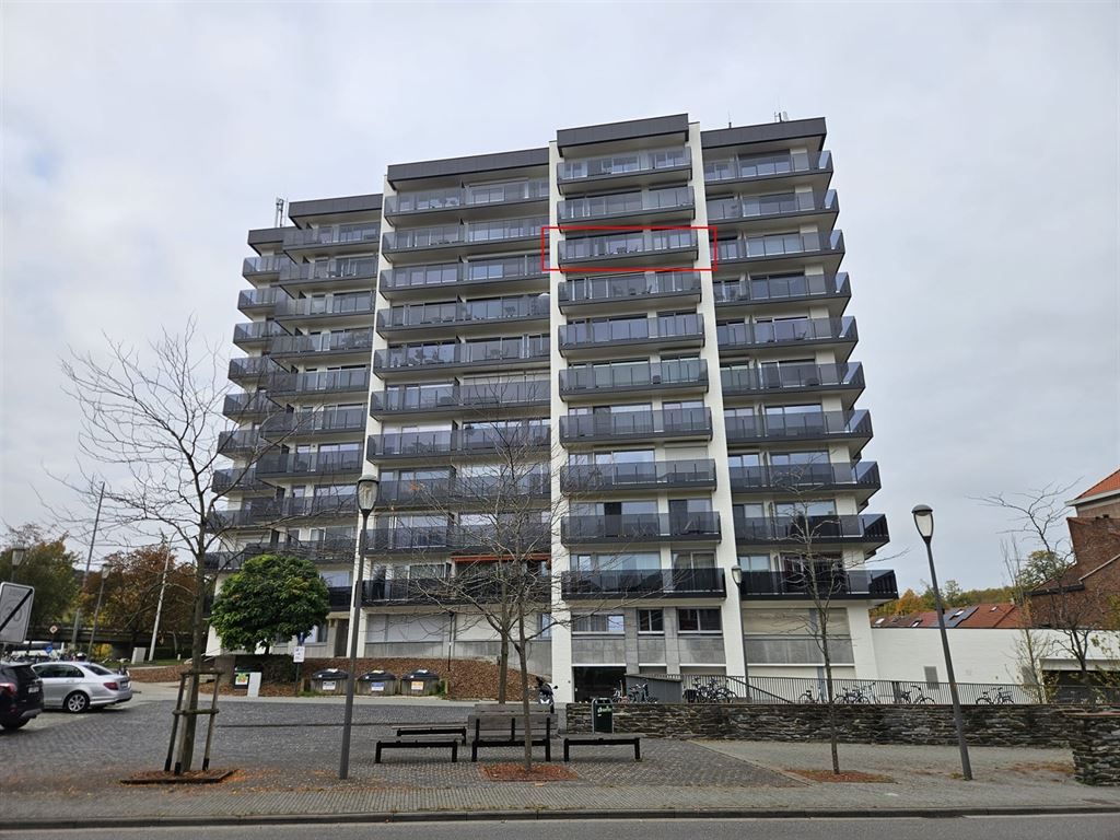 appartement met prachtig uitzicht foto {{pictureIndex}}