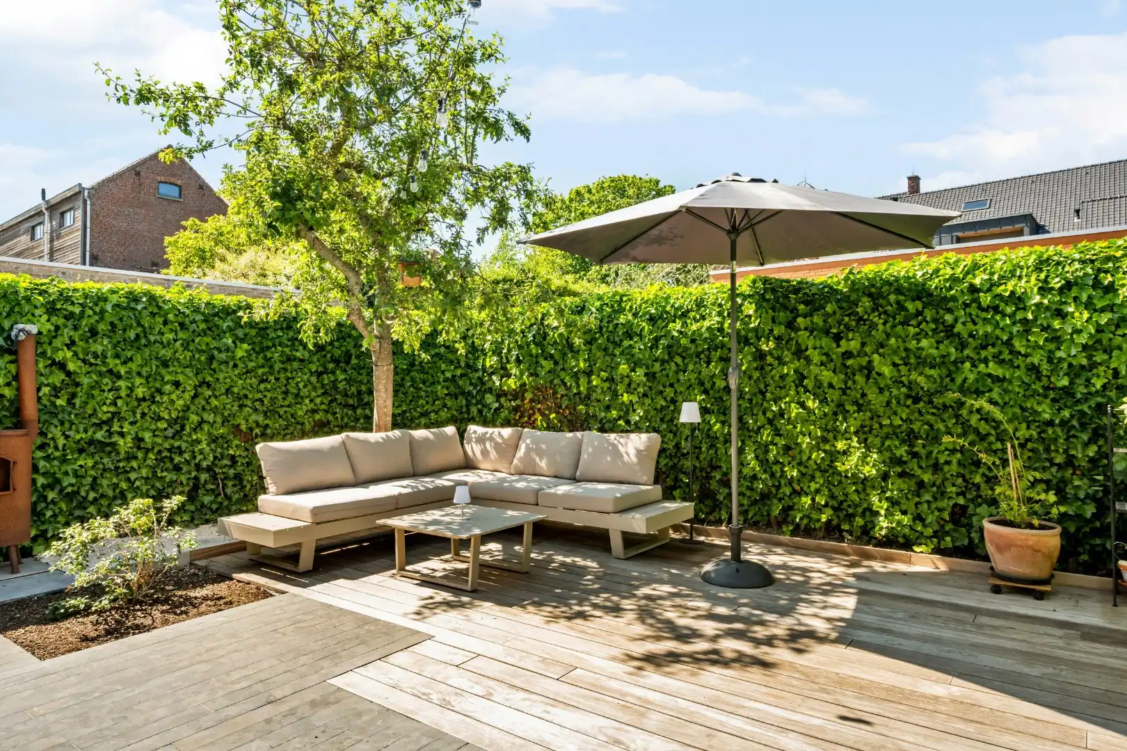 Halfopen woning met 3 slaapkamers, garage en tuin in Ardooie foto 4