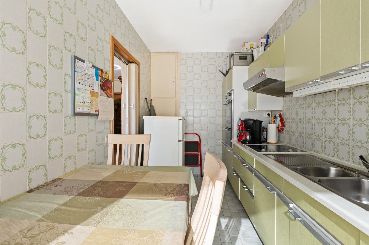 Appartement met 2 slaapkamers en terras in Merksem! foto 12