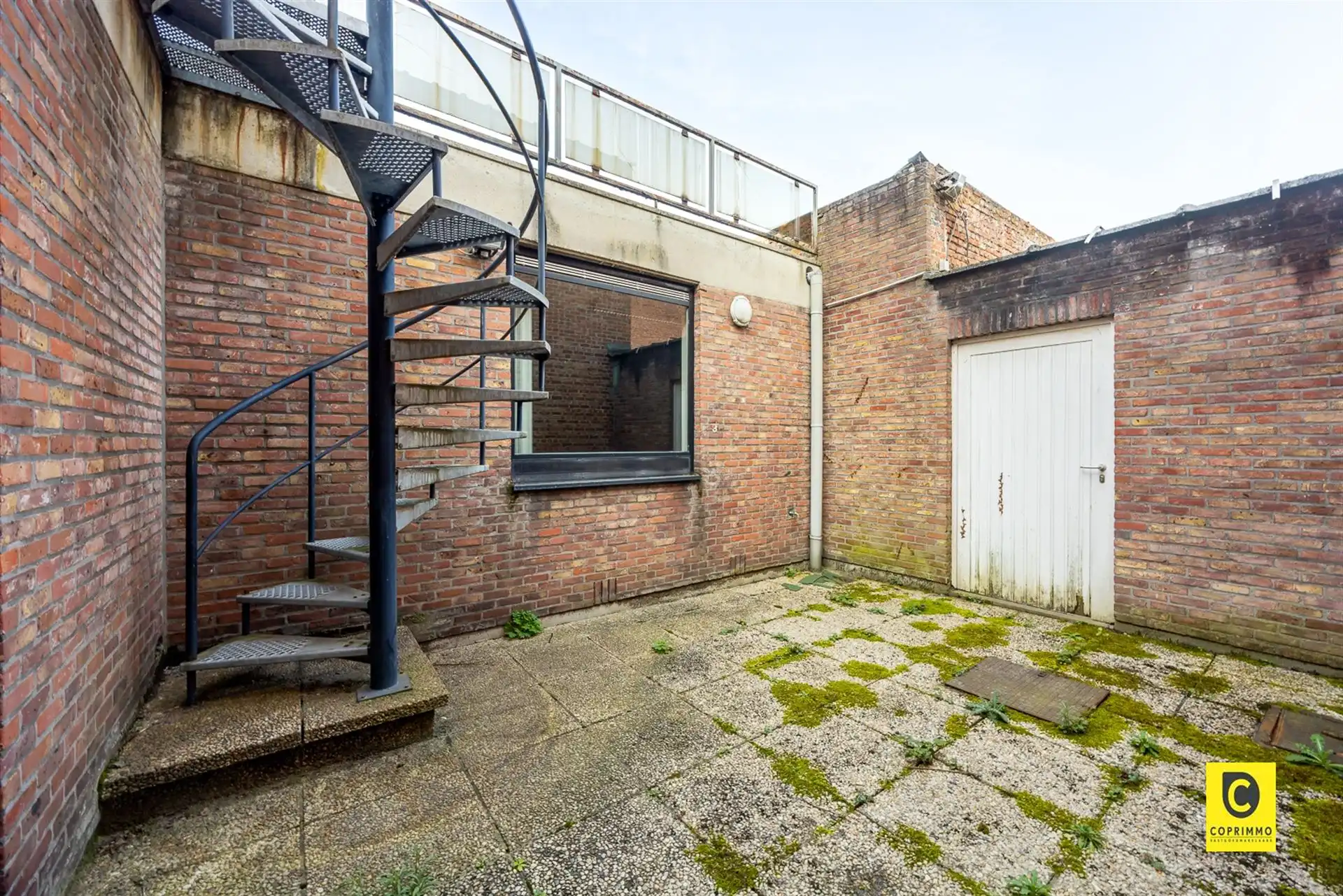 Handelspand in centrum van Niel  foto 8