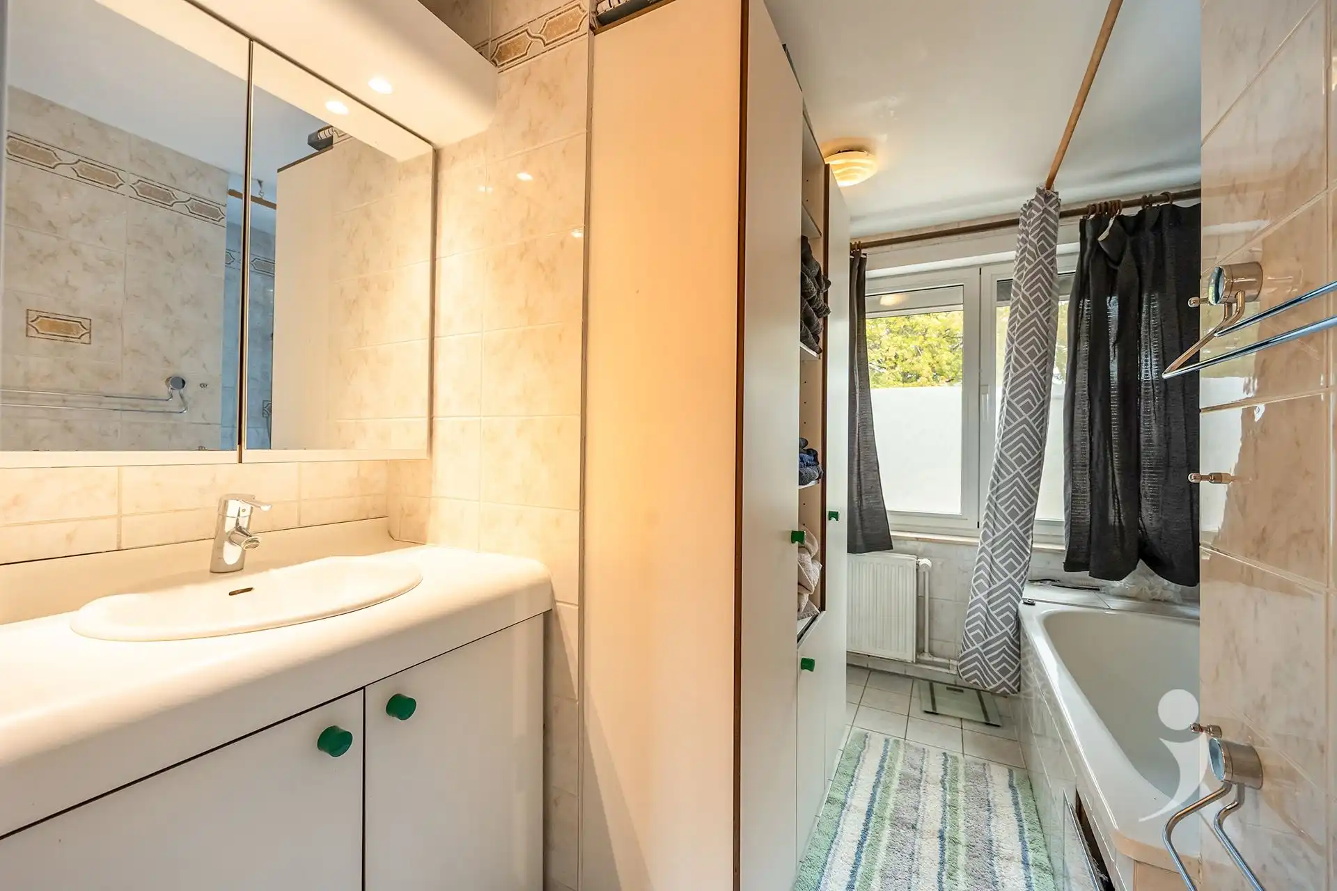 Rustig en uitstekend gelegen woning met 4 slaapkamers foto 22