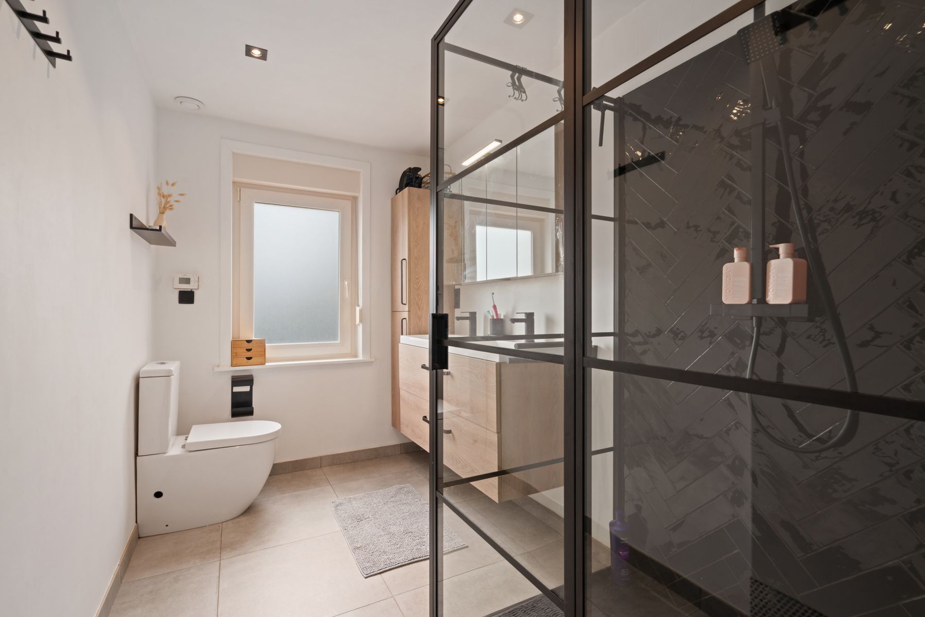 TE KOOP - gerenoveerde woning met 3 slaapkamers en EPC C foto 12