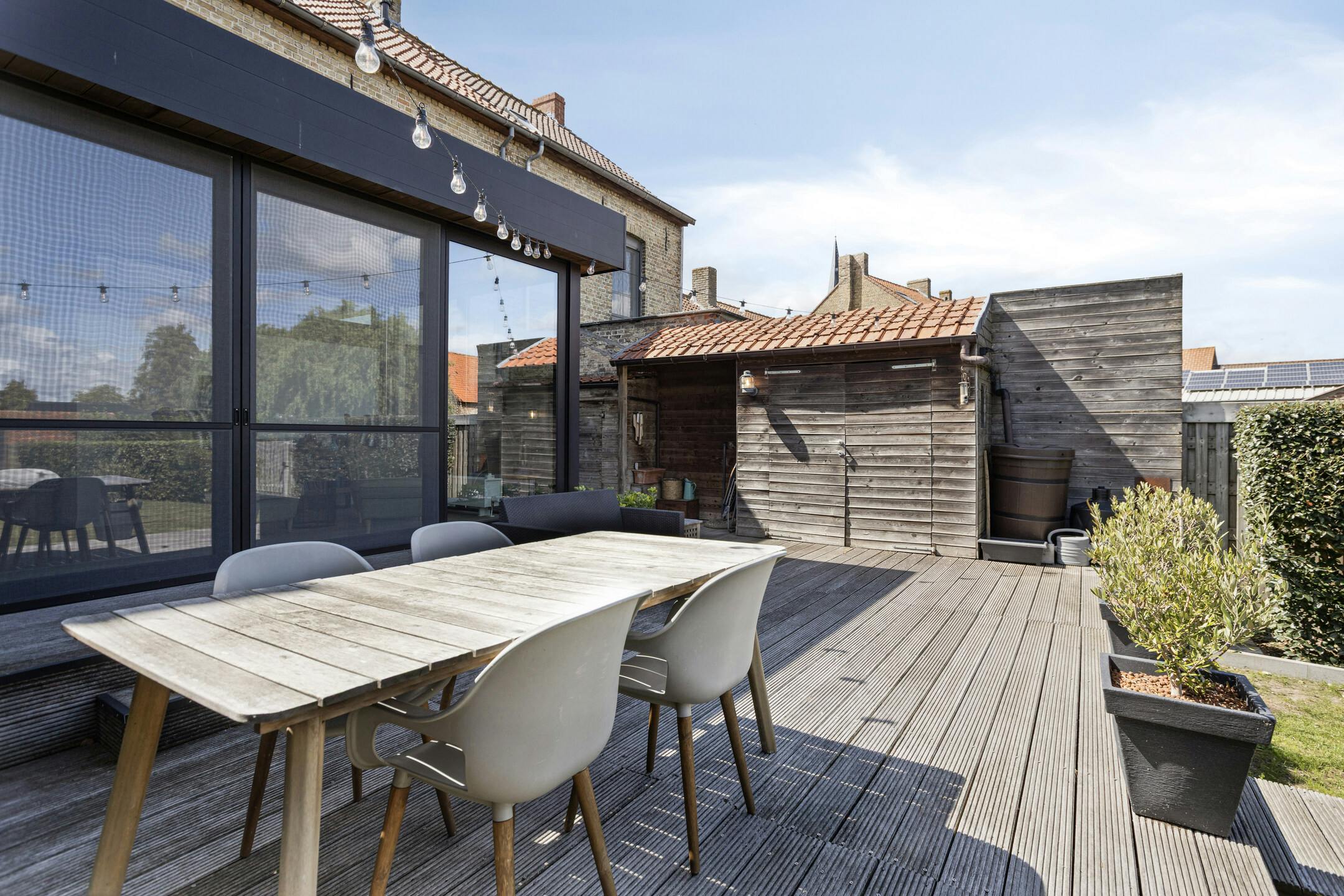 Gerenoveerde herenwoning met 3 slaapkamers en tuin. foto 31