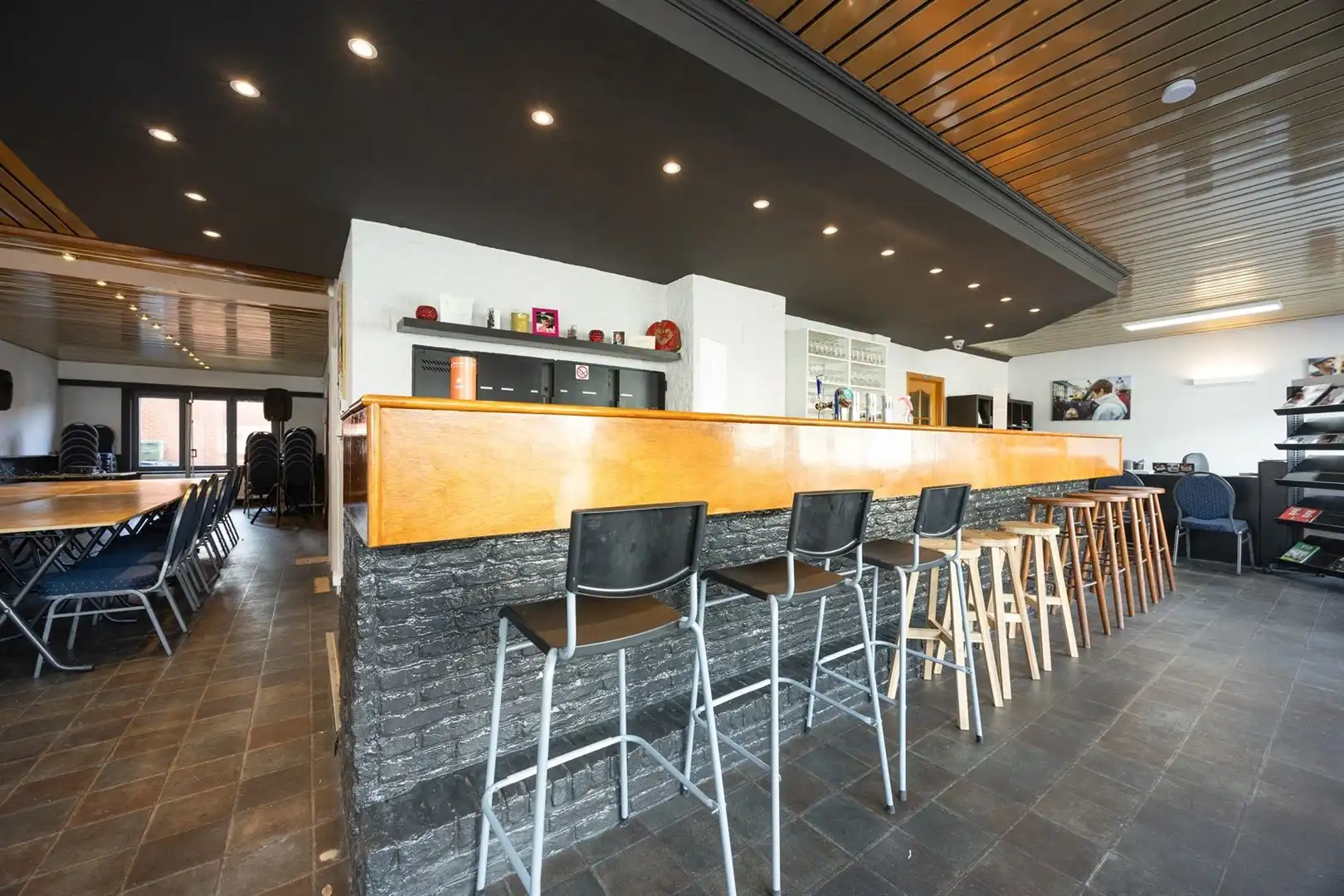 Multifunctioneel gelijkvloers kantoor/praktijkruimte foto 4