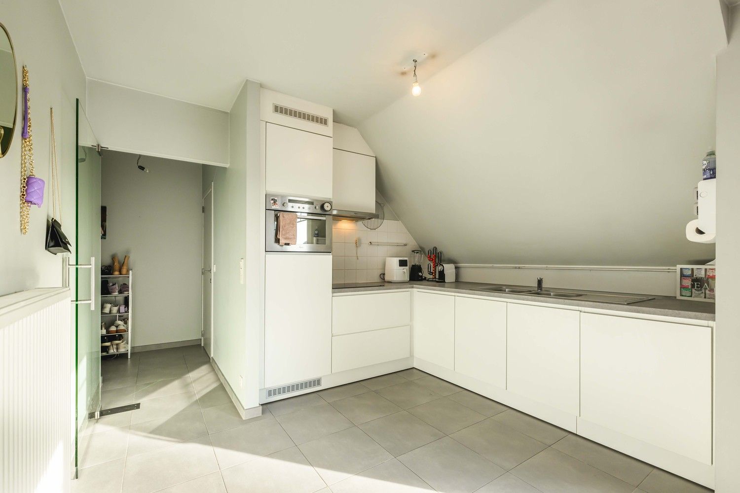 Appartement te Oostrozebeke. foto 8