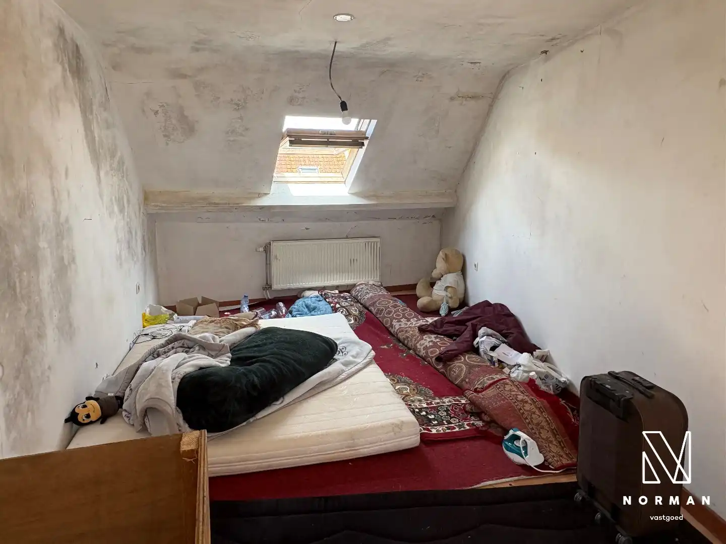 Te renoveren woning te koop in Harelbeke foto 6